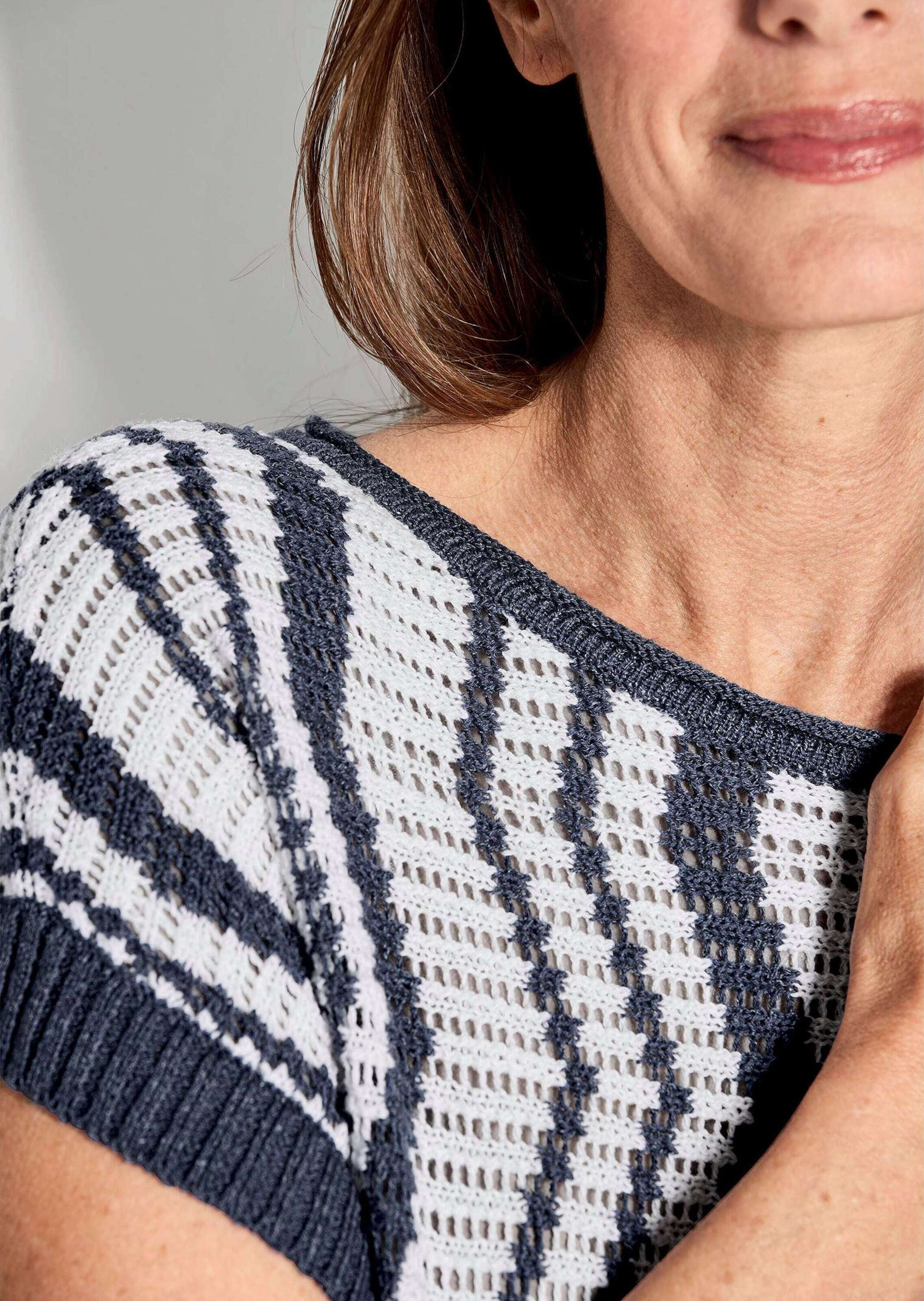 GOLDNER Rundhalspullover »Kurzgröße Halbarmpullover mit Lochstruktur«