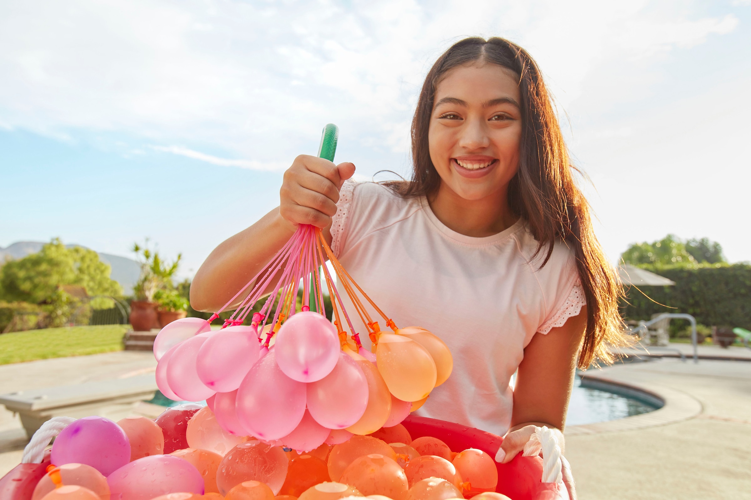 Bunch O Balloons Badespielzeug »Bunch O Balloons, 8er Pack 265+ Wasserballons Tropical Party«, aus recyceltem Material