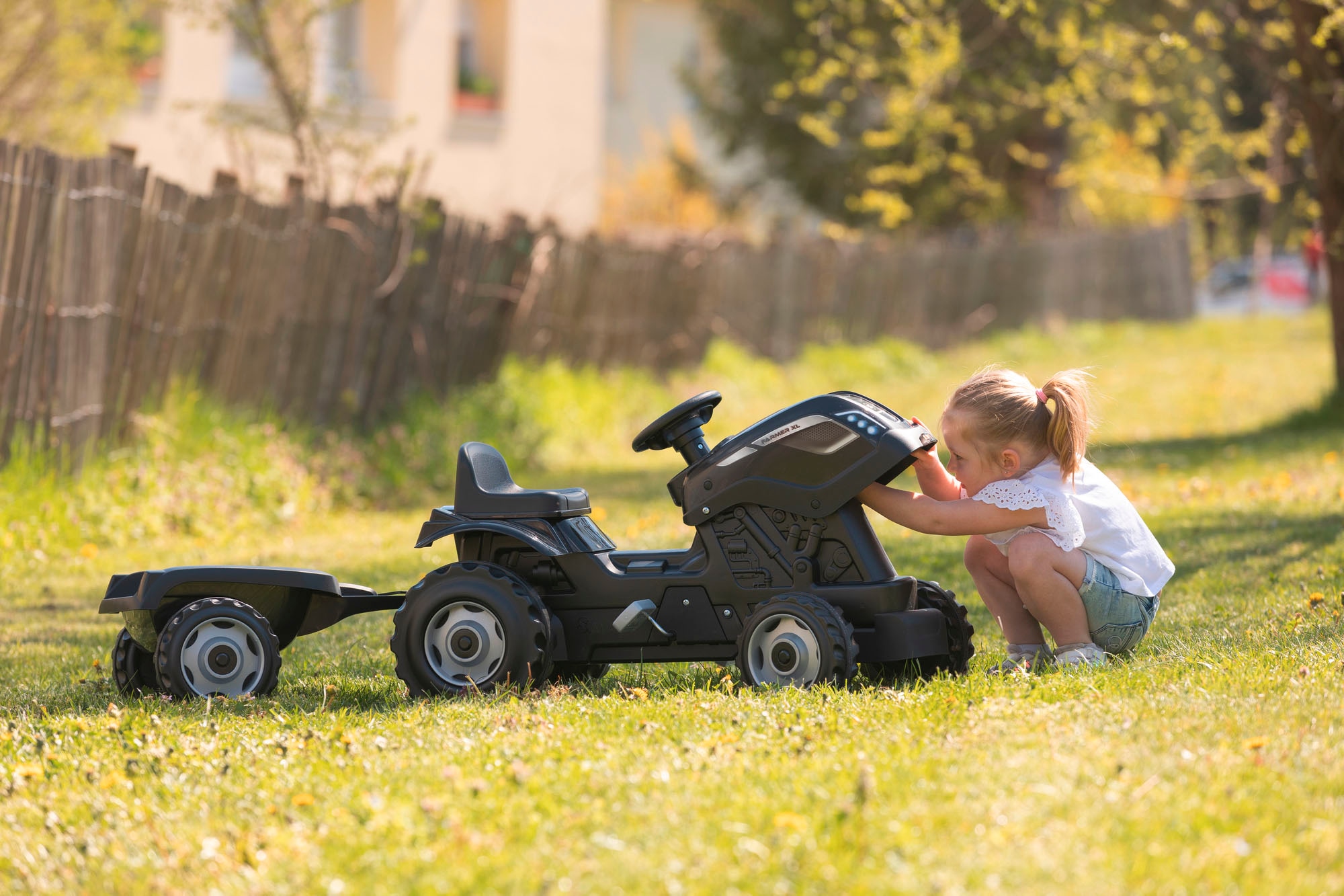 Smoby Trettraktor »Farmer XLS schwarz+«, mit Anhänger; Made in Europe