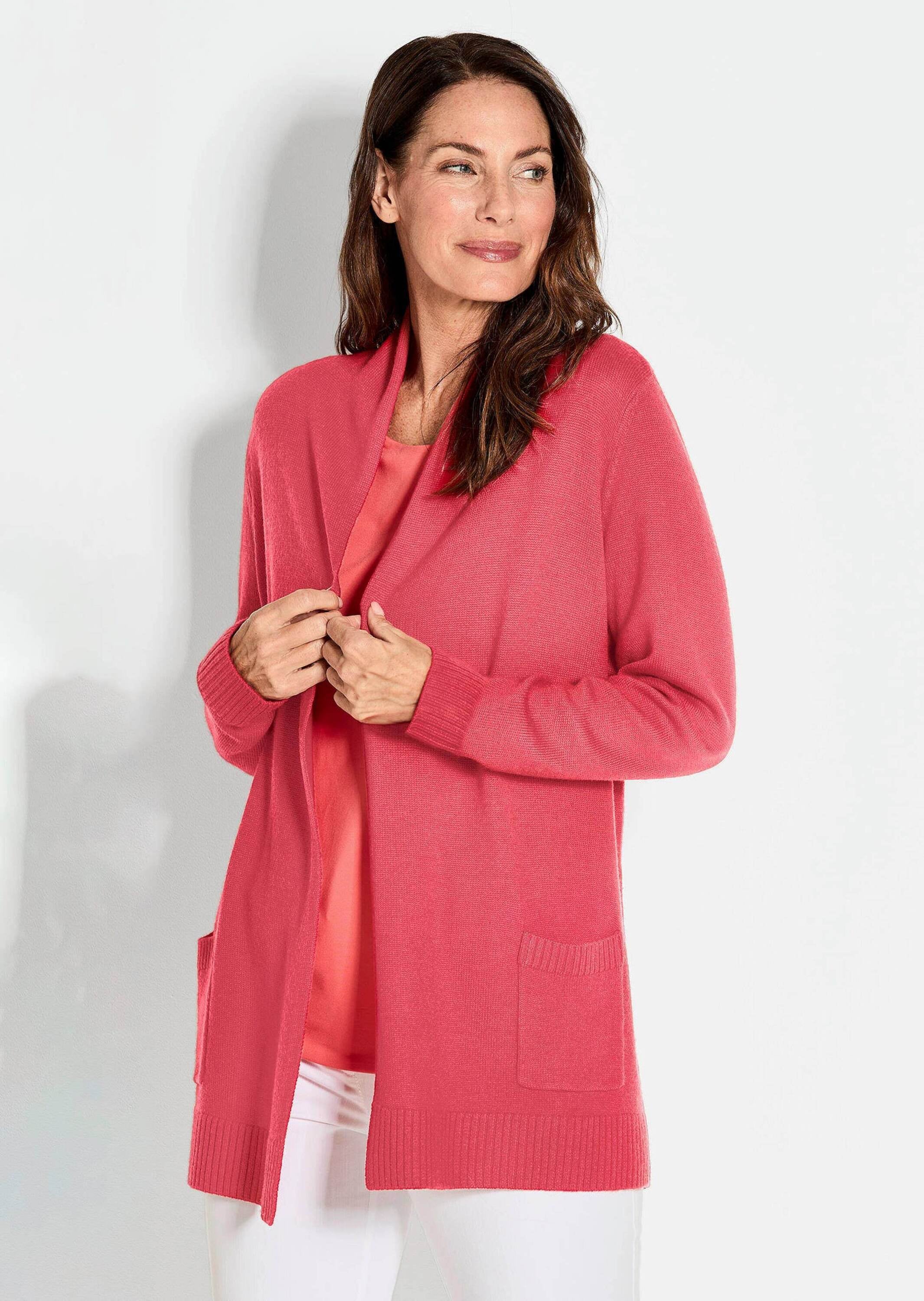 GOLDNER Strickjacke »Kurzgröße Langarm Cardigan aus Merino« Schalkragen