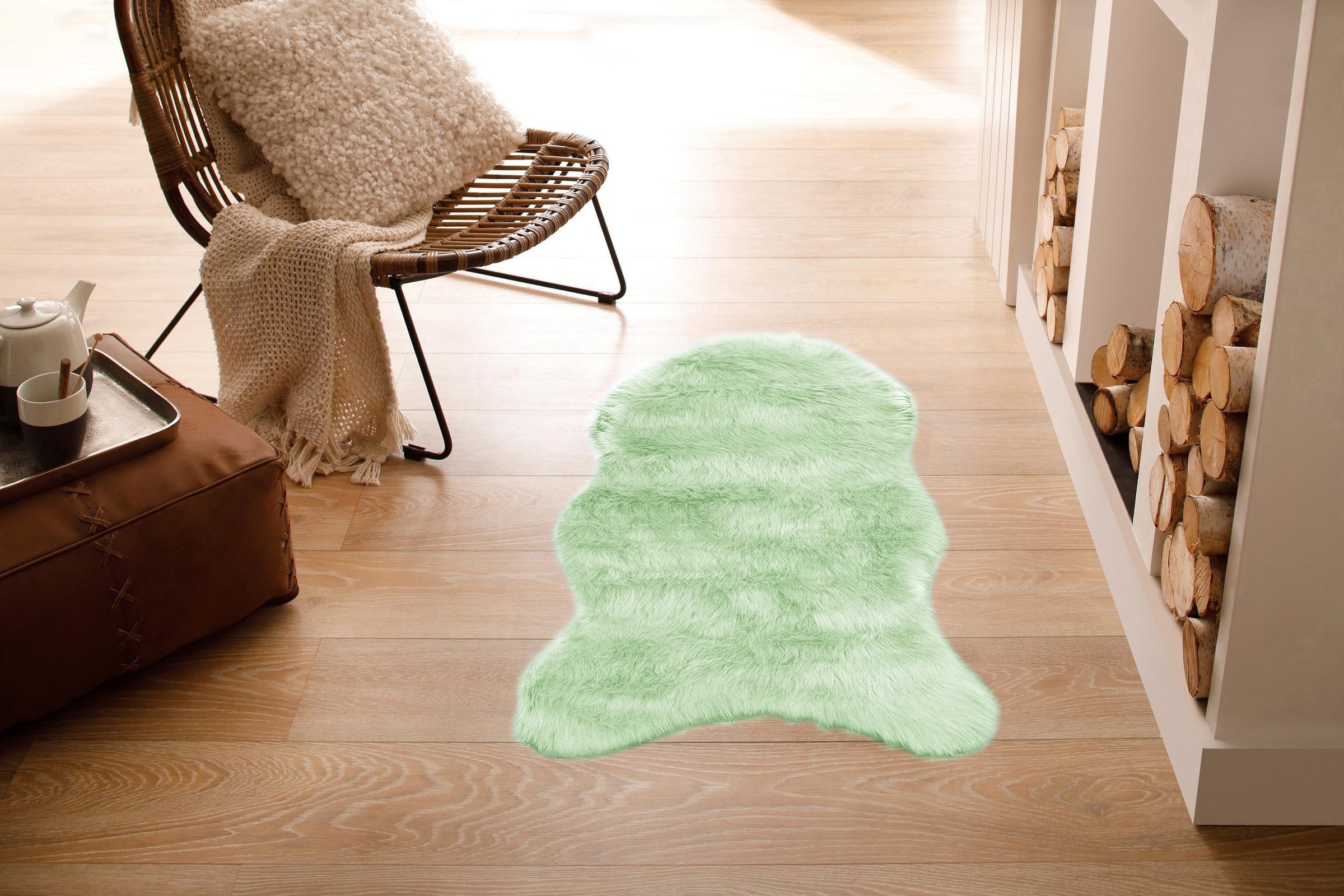 my home Hochflor-Teppich »Valeria Fellteppich kuschelig«, fellförmig, 60 mm Höhe, Kunstfell, Fellform, weiche Teppiche, Schlafzimmer, Wohnzimmer