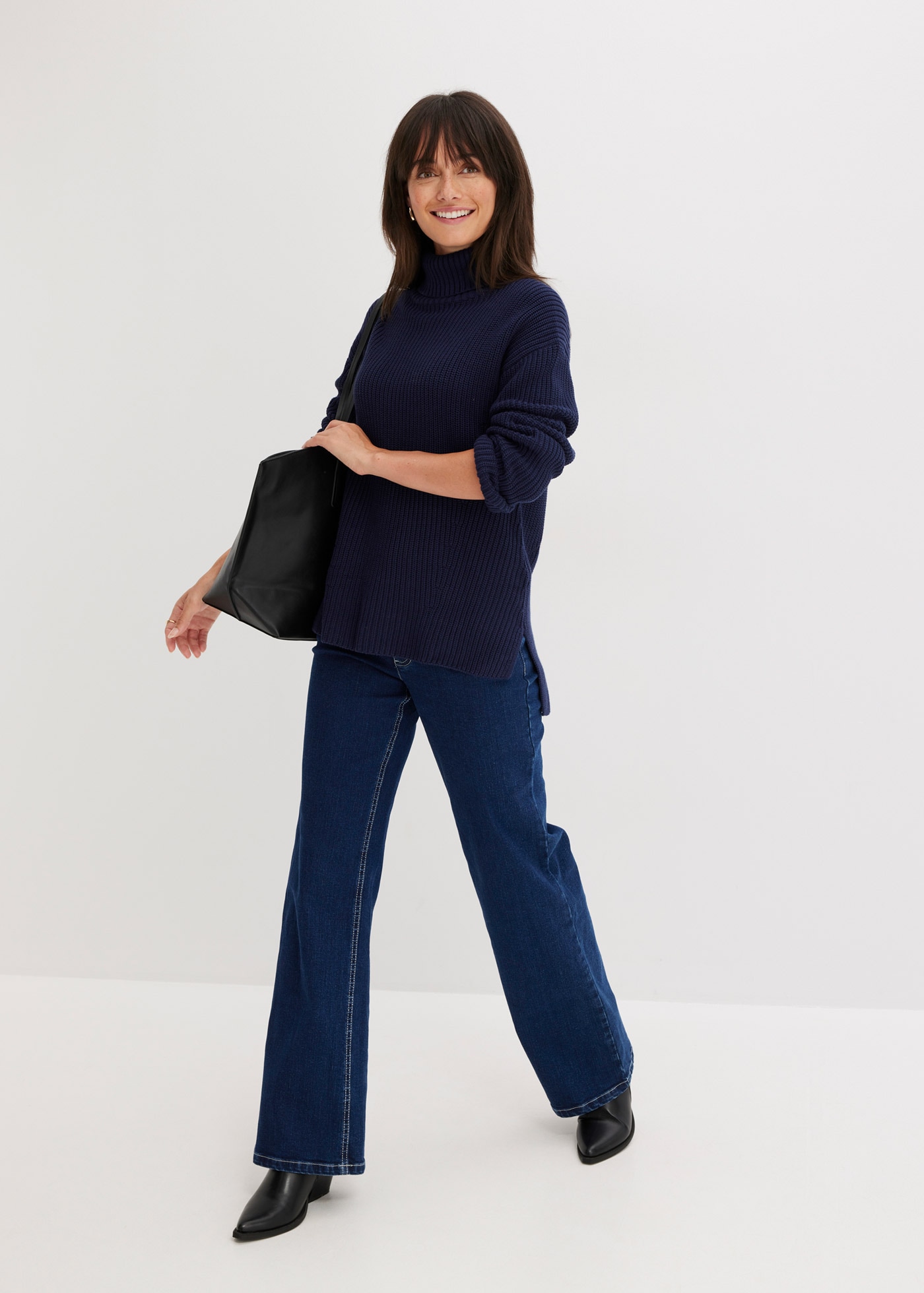 bonprix Rollkragenpullover »Rollkragenpullover aus reiner Baumwolle« im Grobstrick aus Baumwolle, Seitenschlitze, hinten länger geschnitten