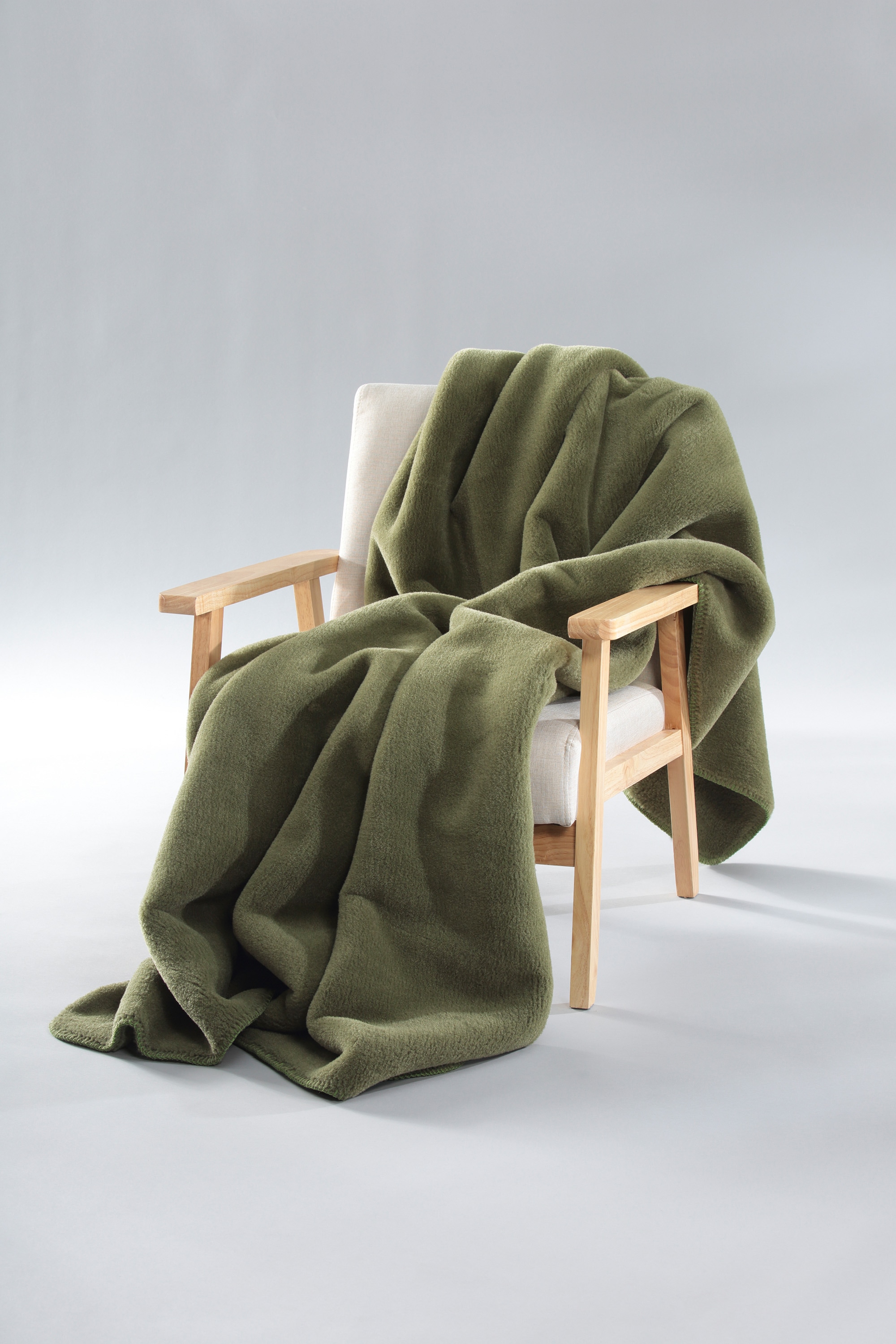 Biederlack Wohndecke »Wohndecke Wool Feel im Pelz-Look«, mit gektteltem Zierstich