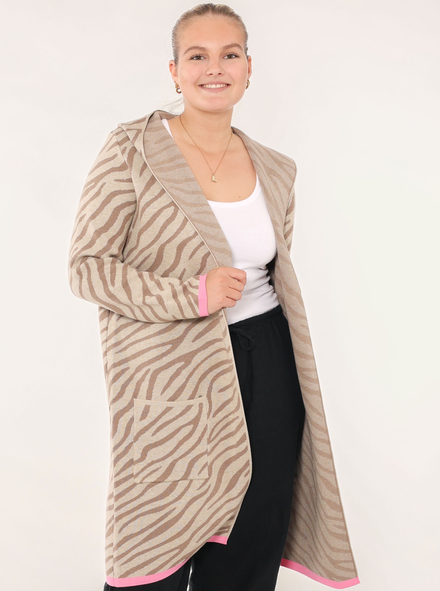 Zwillingsherz Strickjacke »"Zebra"«, Animal-Muster, Kapuze, Langarm, Kontrast-Details