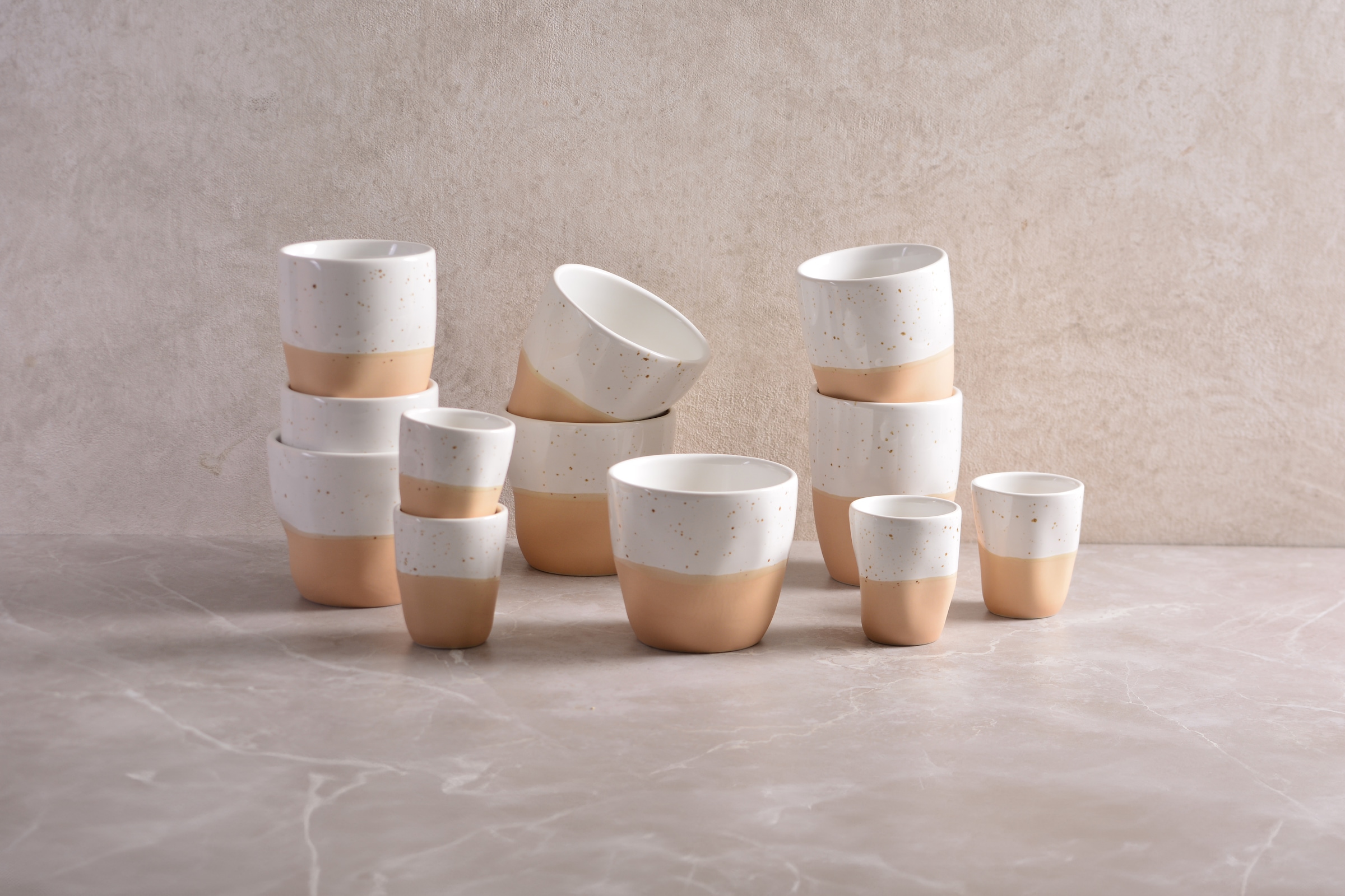 andas Becher »Teebecher, modernes Geschirr-Set Bruddesta, 4er Set«, (Set, 4 tlg.), hohe Haltbarkeit, spülmaschinengeeignet & mikrowellengeeignet, 350 ml