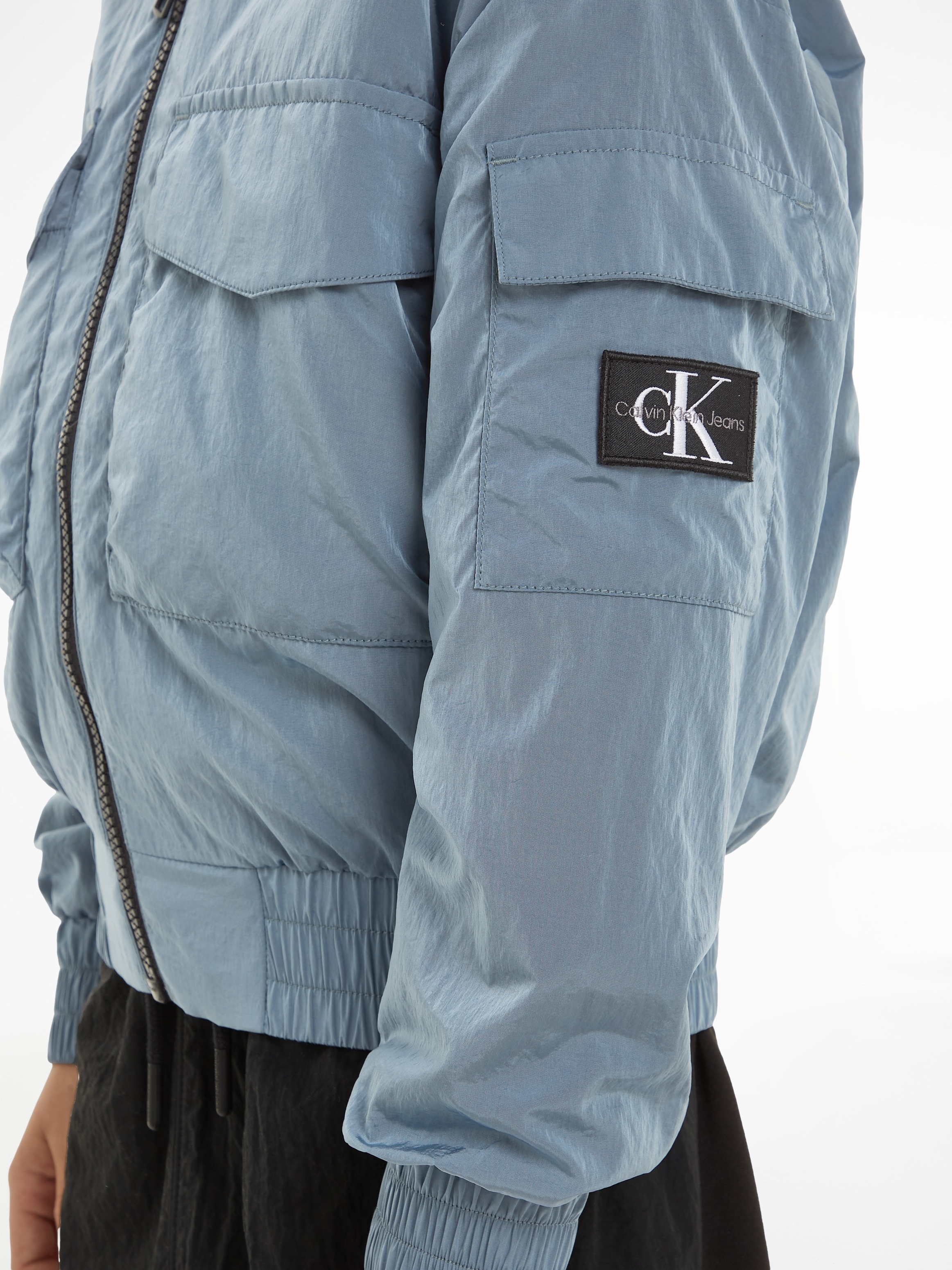 Calvin Klein Jeans Bomberjacke »STRUCTURED ♕ bei Logopatch mit BOMBER«, NYLON ZIPPED
