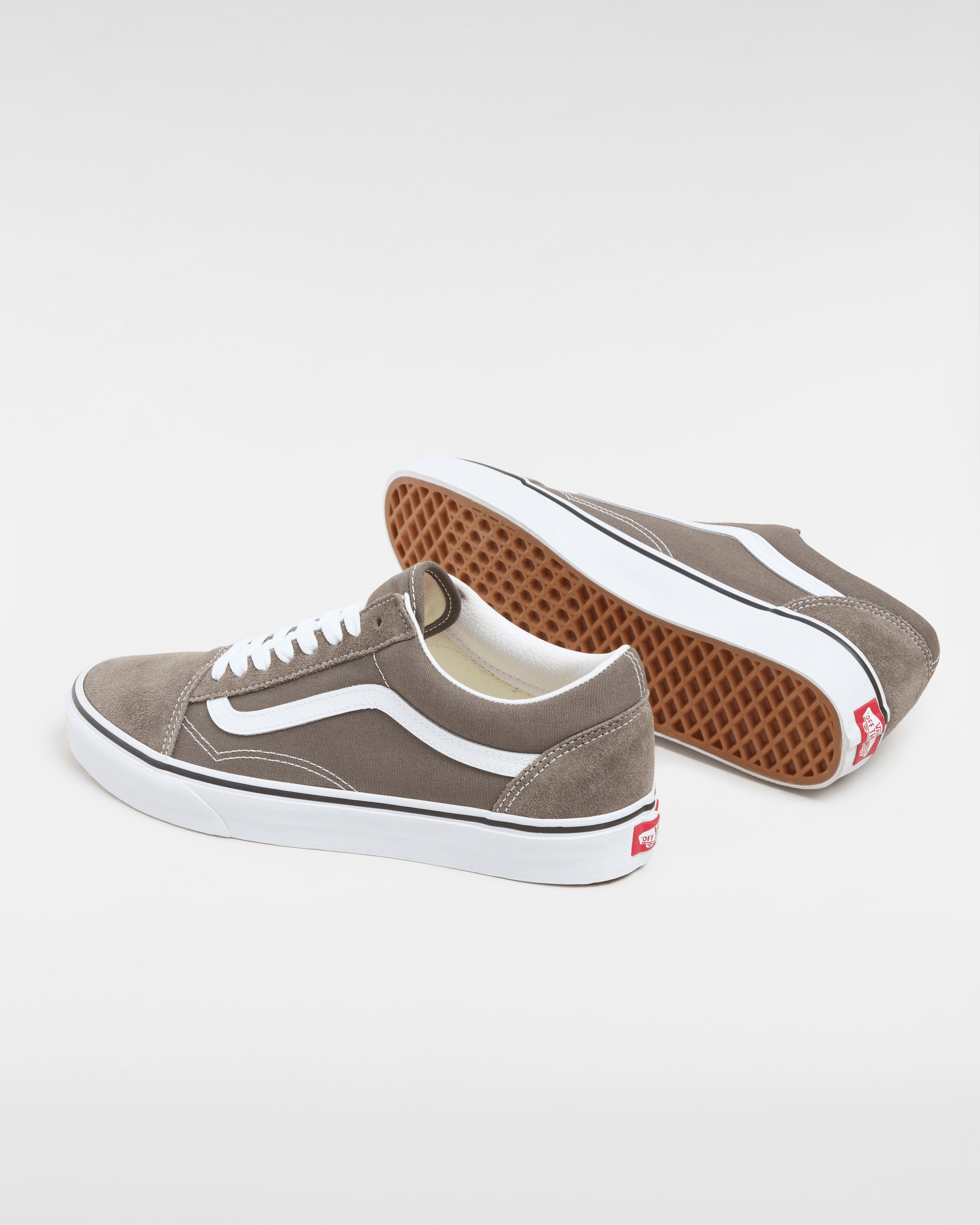 Vans Sneaker »Old Skool«  mit kontrastfarbenem Logo an der Ferse