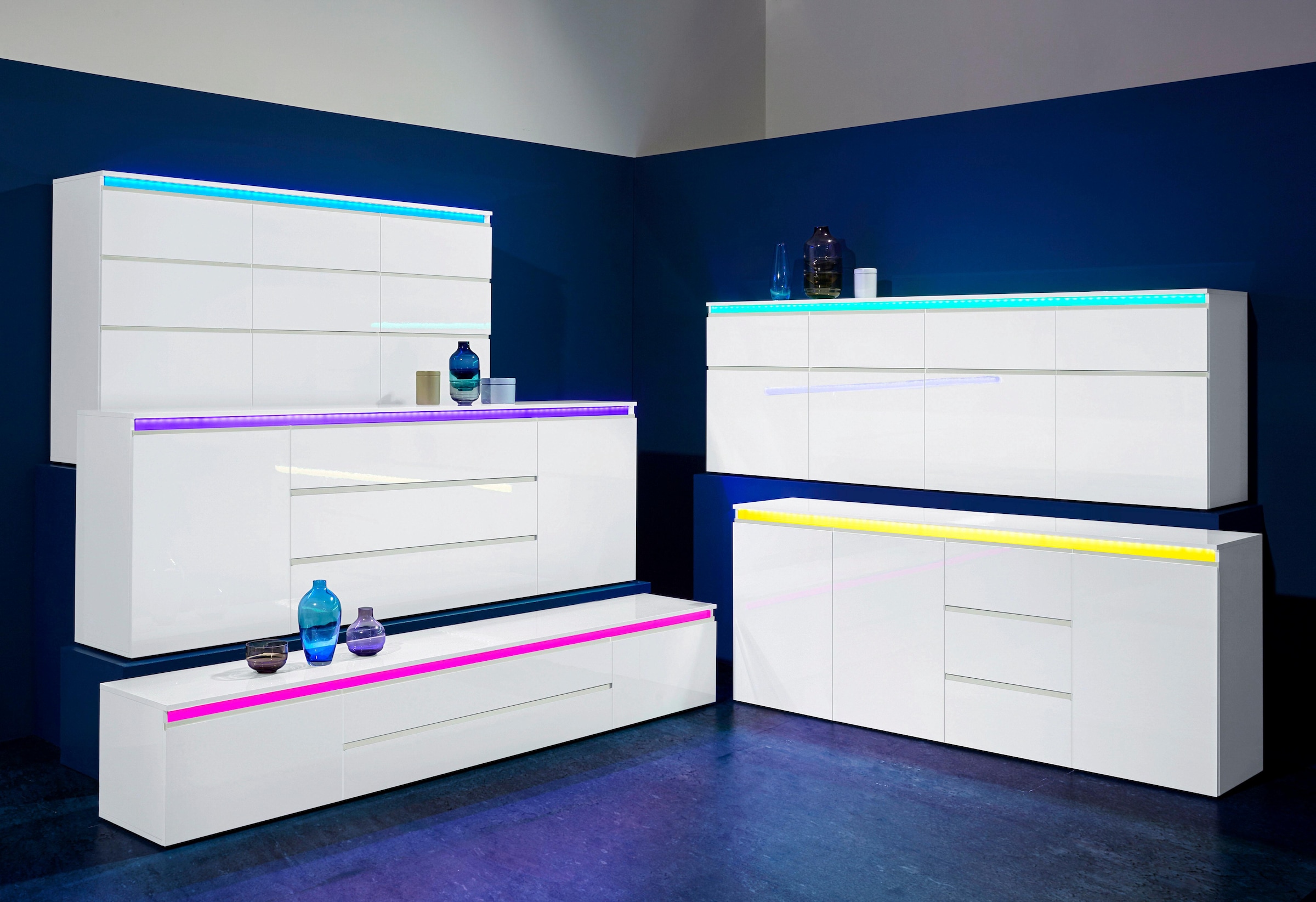 INOSIGN Sideboard »Magic, Kommode, Schrank, Kredenz«, mit 3 Türen und 3 Schubkästen Hochglanz lackiert (B/T/H) 200x40x80 cm