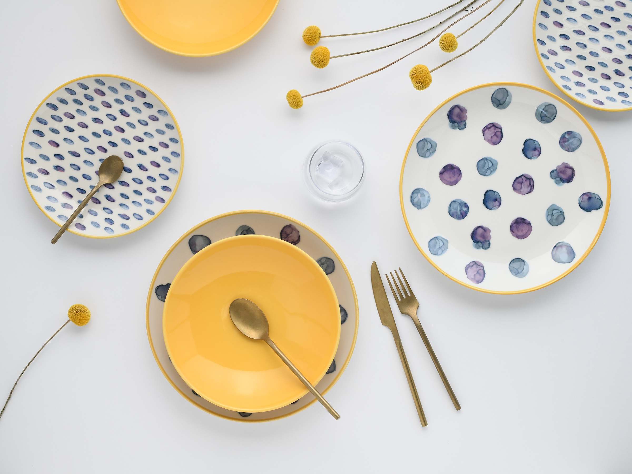 CreaTable Teller-Set »Maisie Bunt, Teller Set 12-tlg« Dots, Polka Dots, Konfetti, Punkte