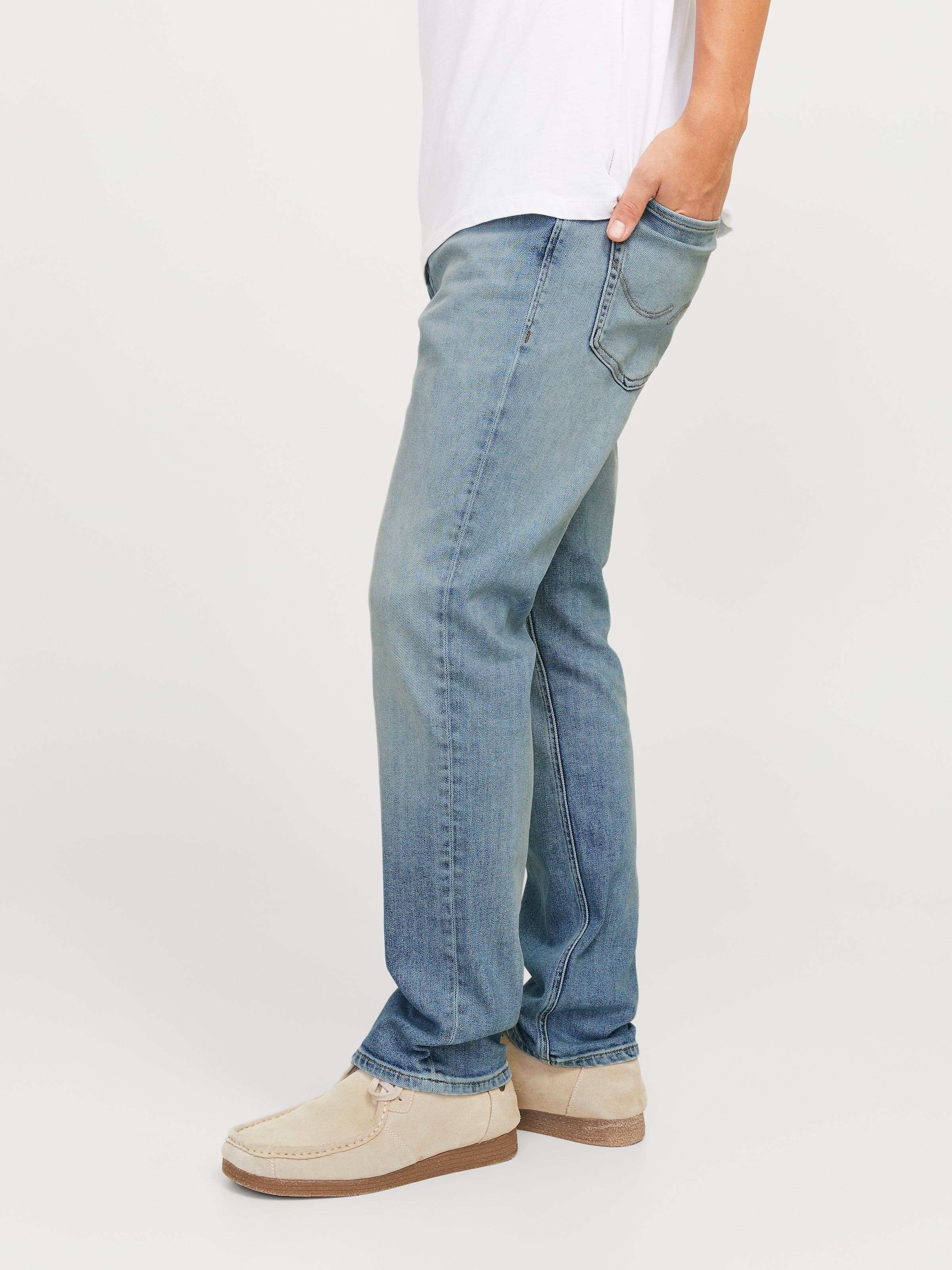 Jack & Jones Regular-fit-Jeans »JJICLARK mit Used-Look und Stretch für den Alltag« mit Abriebeffekten