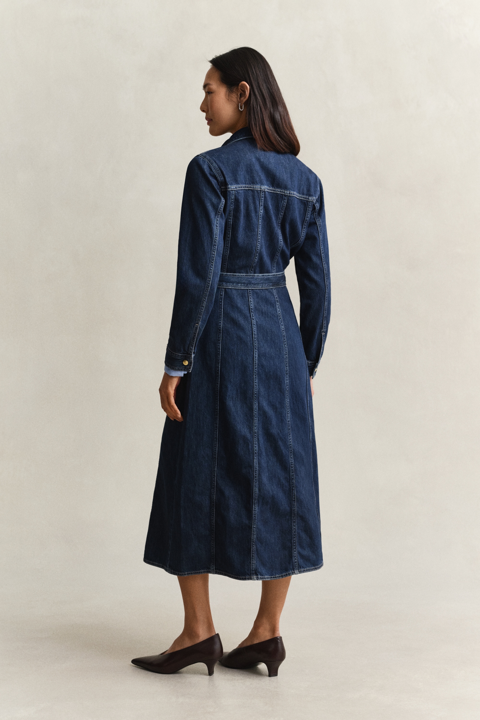 Gant Jeanskleid »BELTED DENIM MIDI« Brusttaschen | Paspeltaschen mit verstellbaren Gürtel