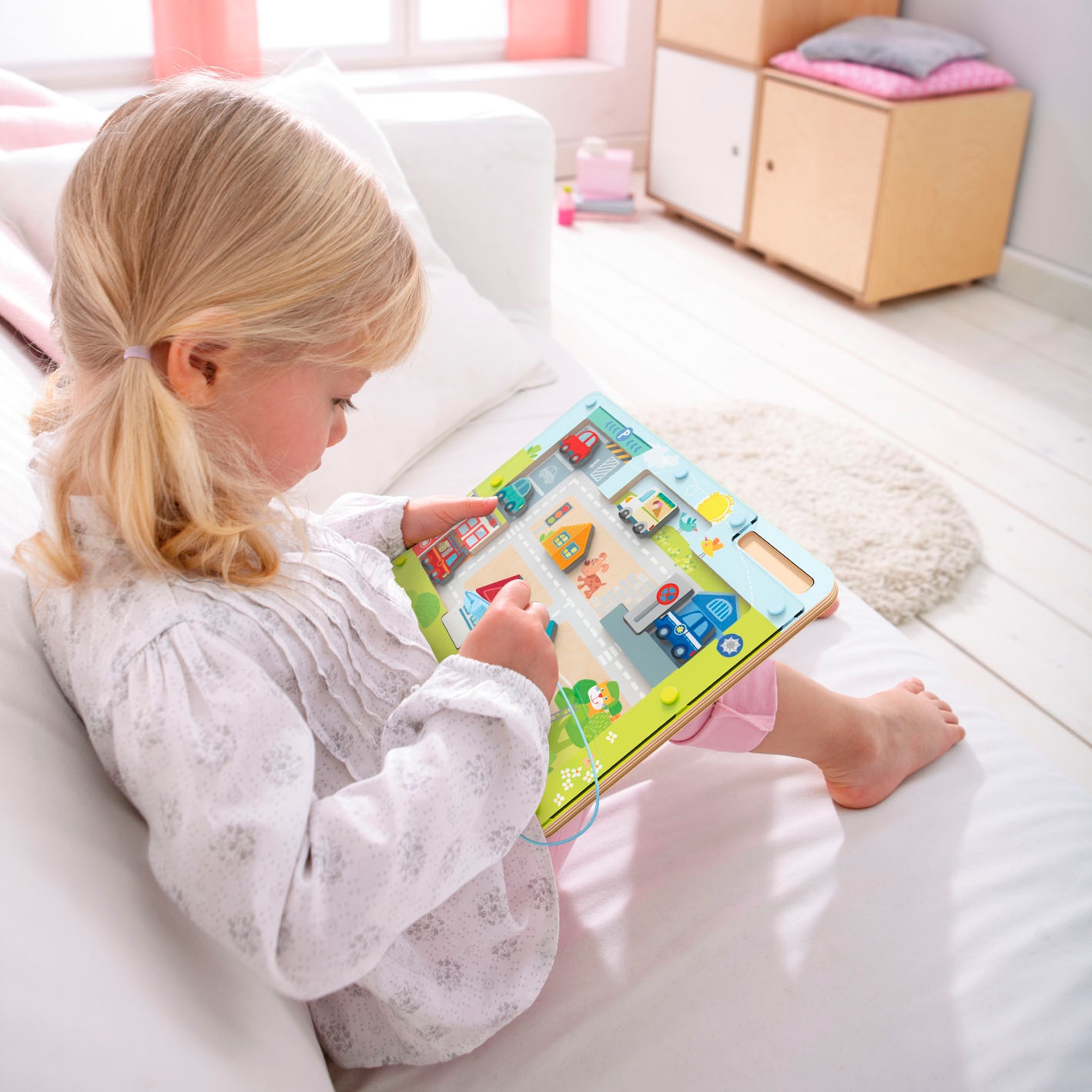 Haba Spiel »Vario Stadt mit Magnetstift und magnetischen Motivplättchen«