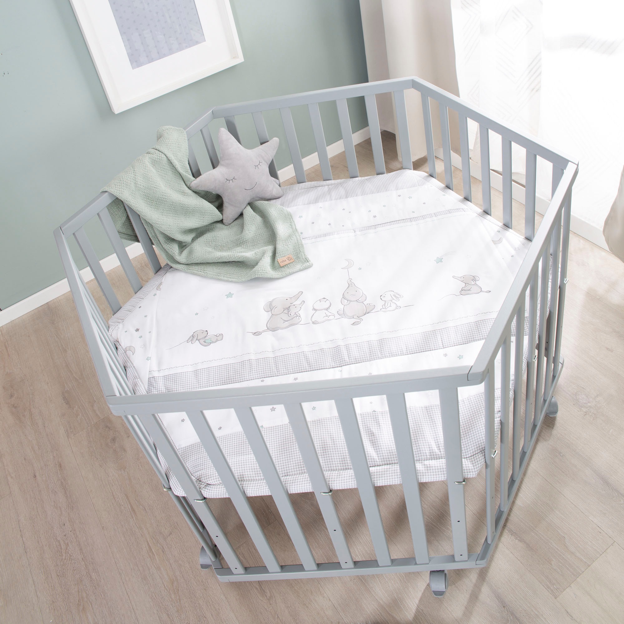 roba® Laufgitter »Sternenzauber, taupe, 6-eckig«, bis 15 kg, mit Stoffeinlage