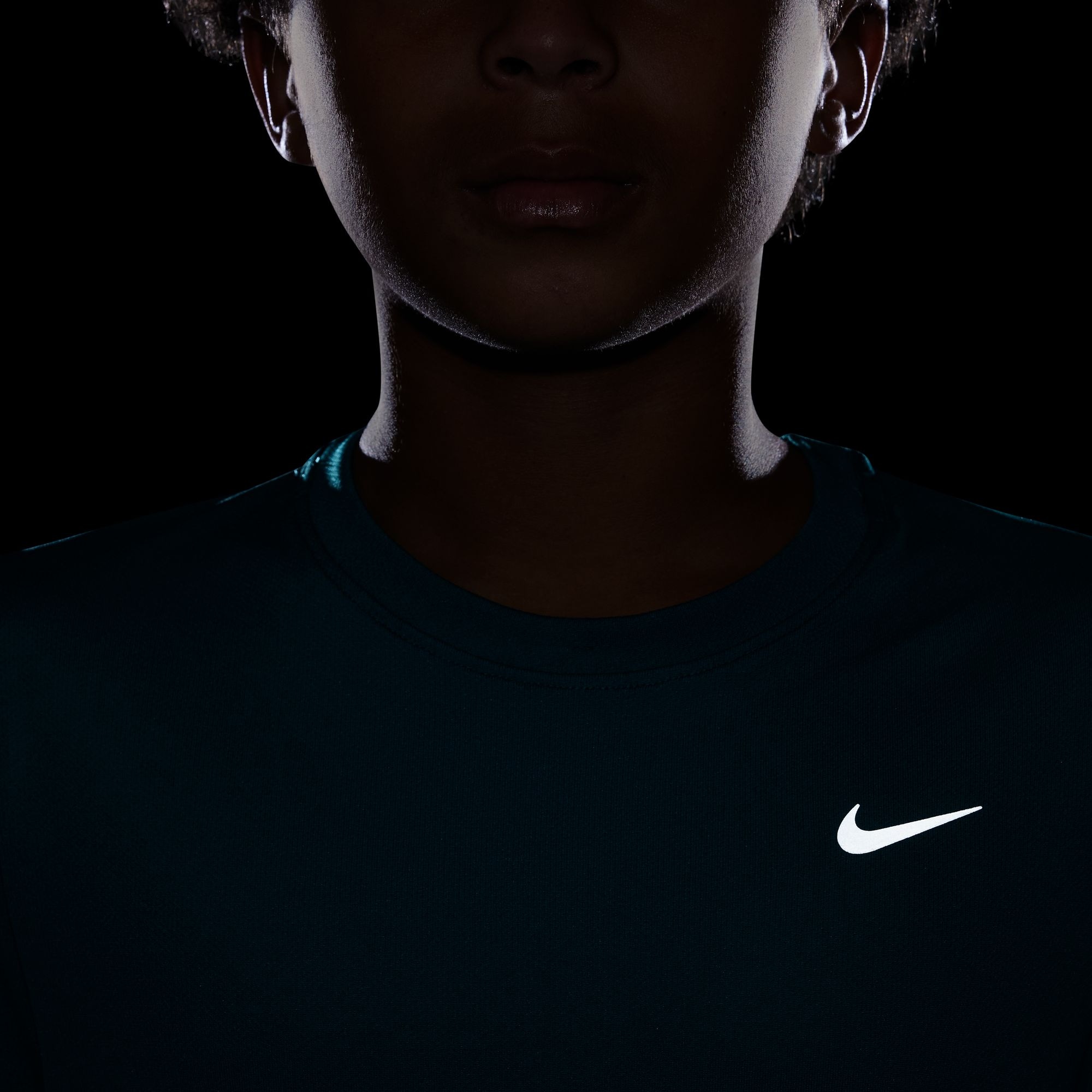 Nike Trainingsshirt »DRI-FIT MILER BIG KIDS' (BOYS') SHORT-SLEEVE TRAINING TOP«