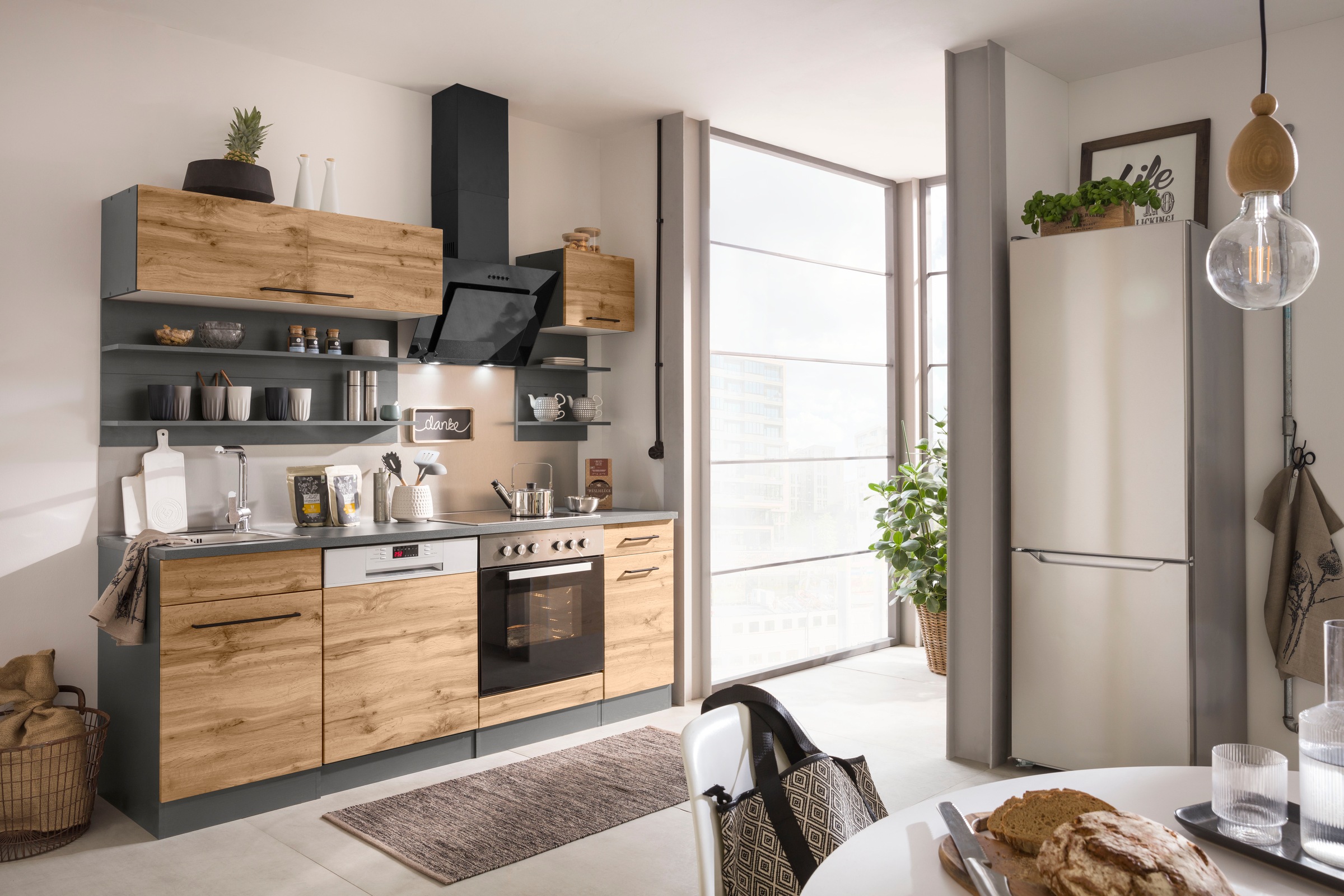 KOCHSTATION Küchenzeile »KS-Tulsa«, mit E-Geräten, Breite 210 cm, schwarze Metallgriffe, MDF Fronten