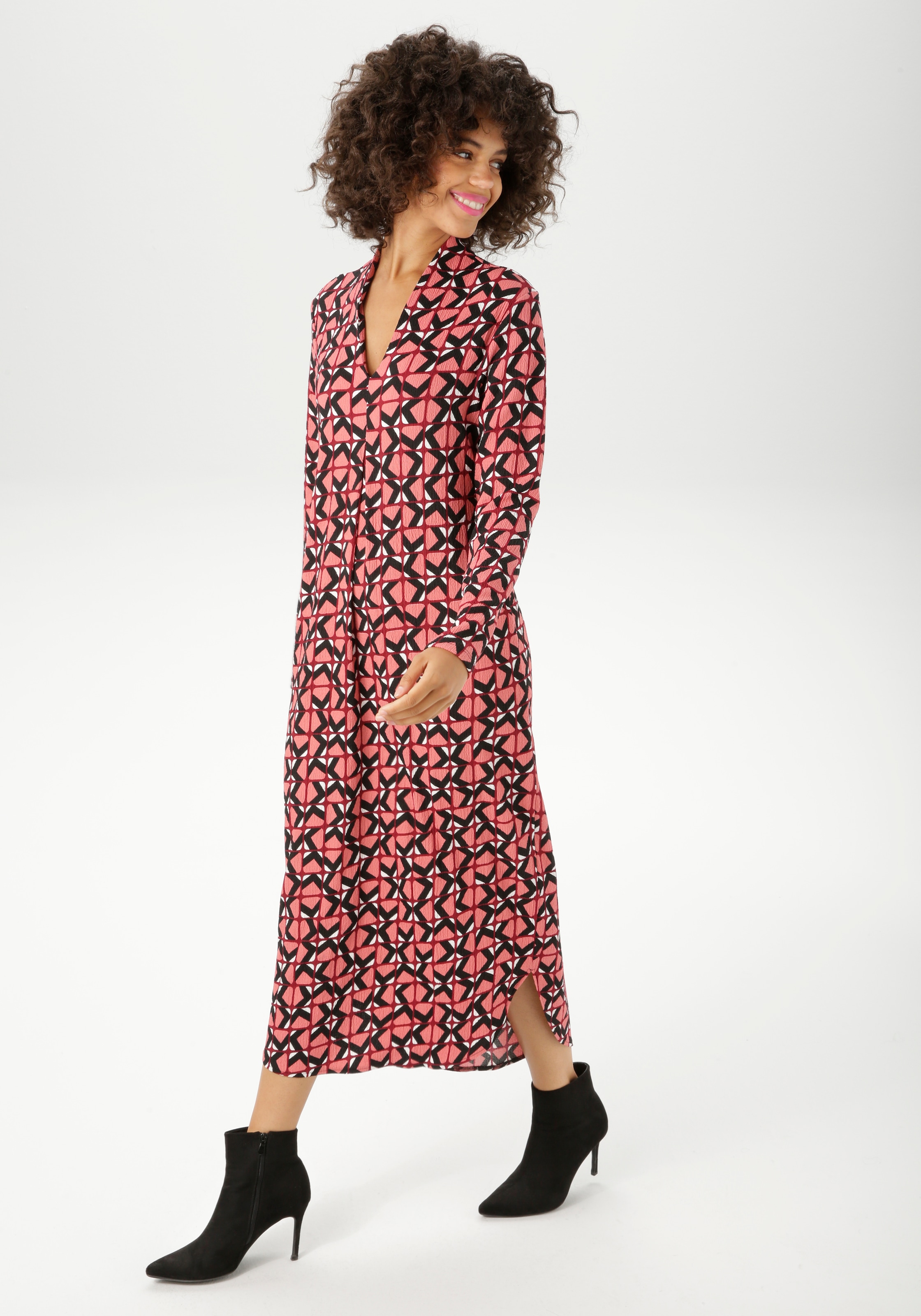 Aniston CASUAL Midikleid mit grafischem Retro-Muster - jedes Teil ein Unikat