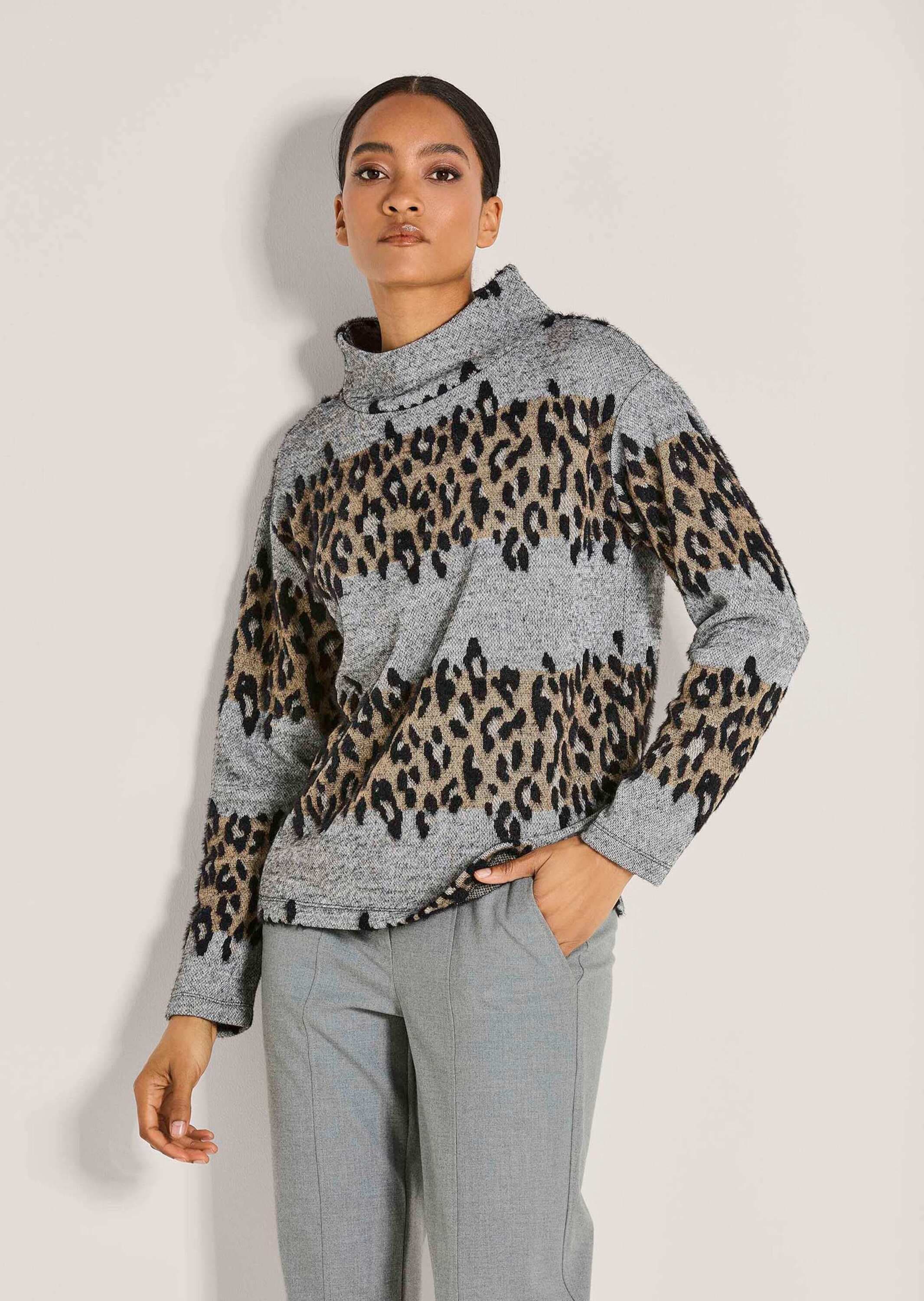 MADELEINE Langarmshirt »Sweatshirt Leo-Design Pullover mit Stehkragen«