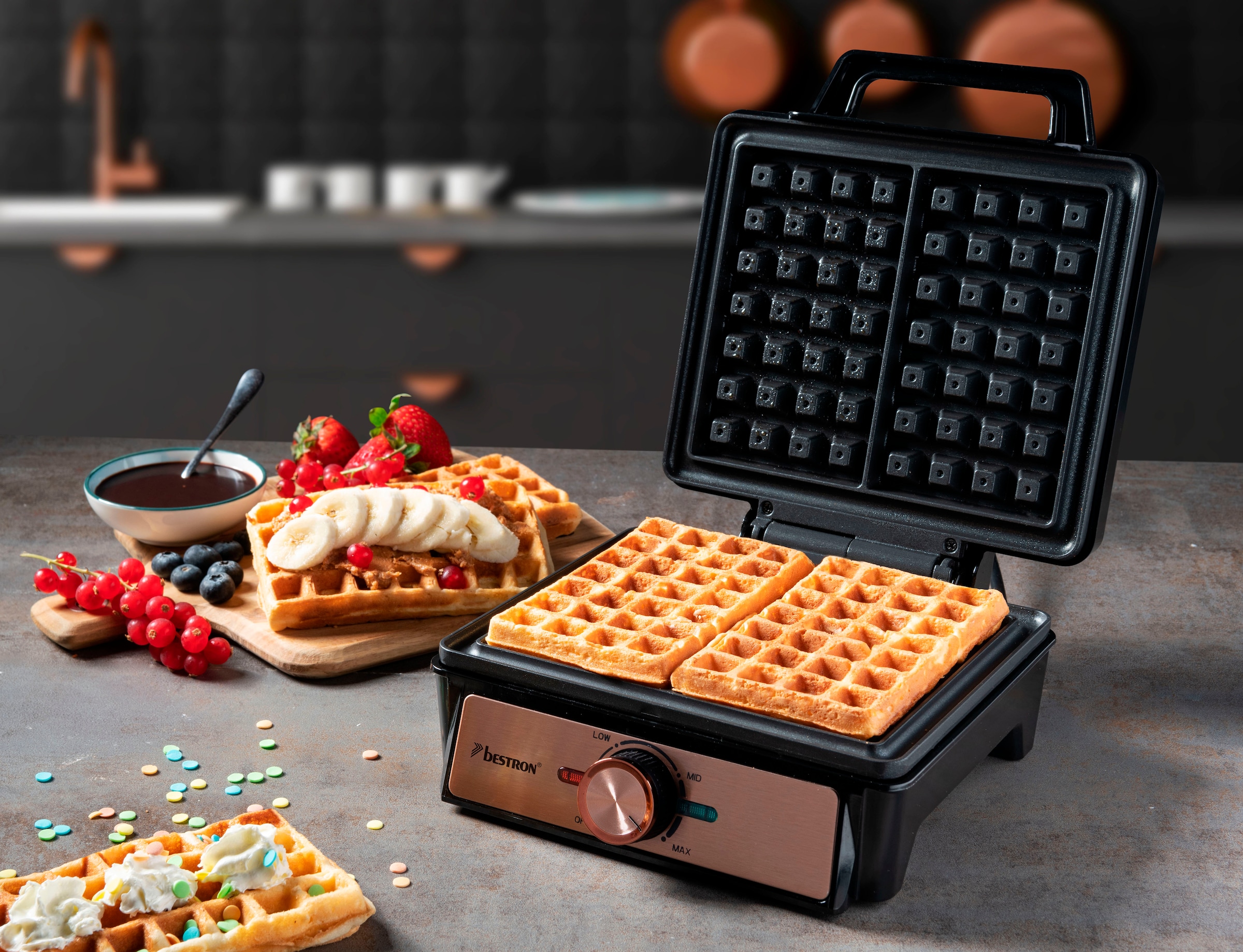 bestron Waffeleisen »AWM100CO«, 1600 W, für belgische Waffeln, Brüsseler Waffeleisen