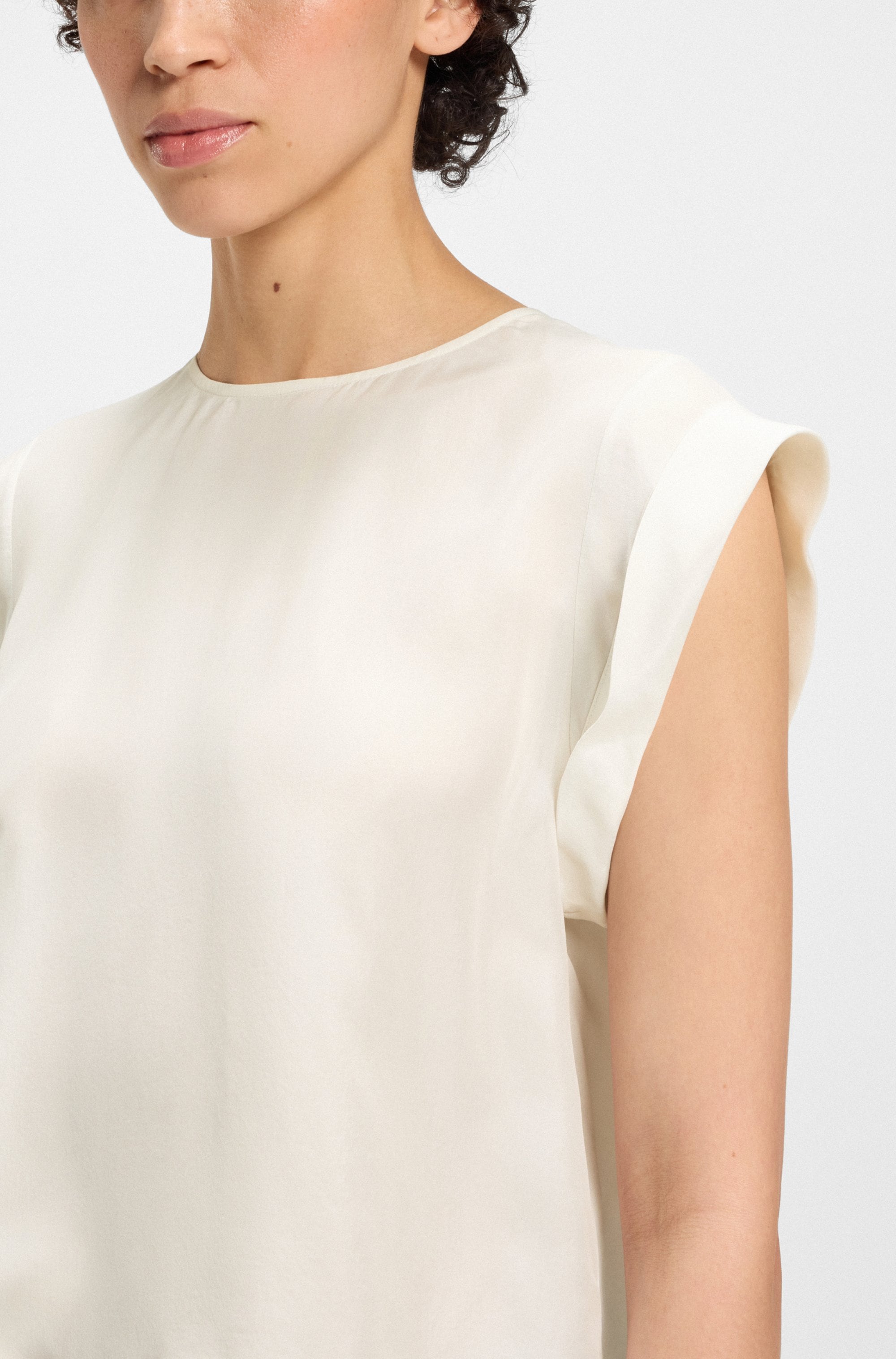 BOSS ORANGE Shirtbluse »Irnette Premium Damenmode« mit Ärmelaufschlag