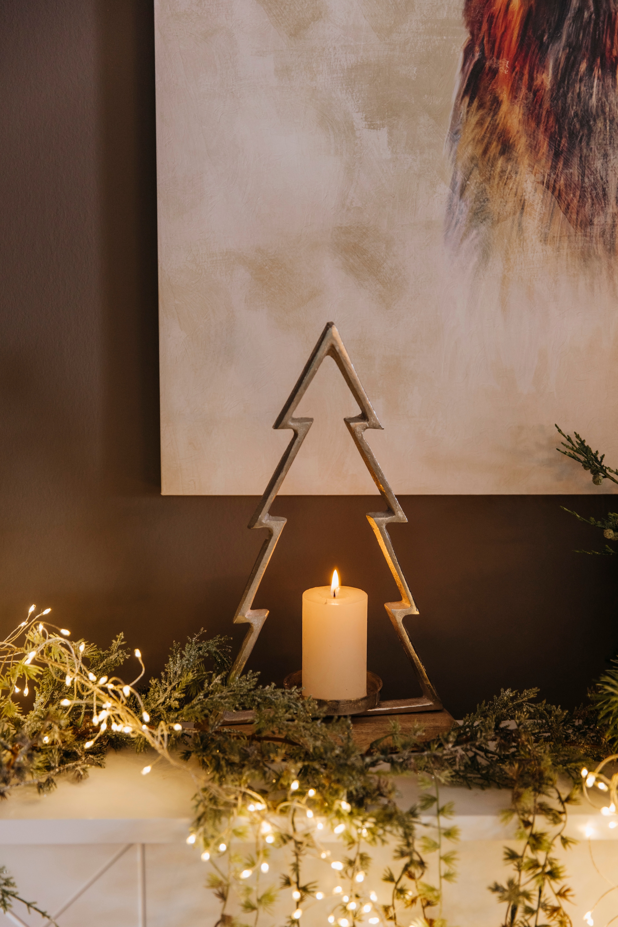 Creativ deco Teelichthalter »Weihnachtsdeko«, (1 St.), auf hochwertiger Mangoholzplatte, in Tannenbaum-Form, Höhe ca. 34 cm