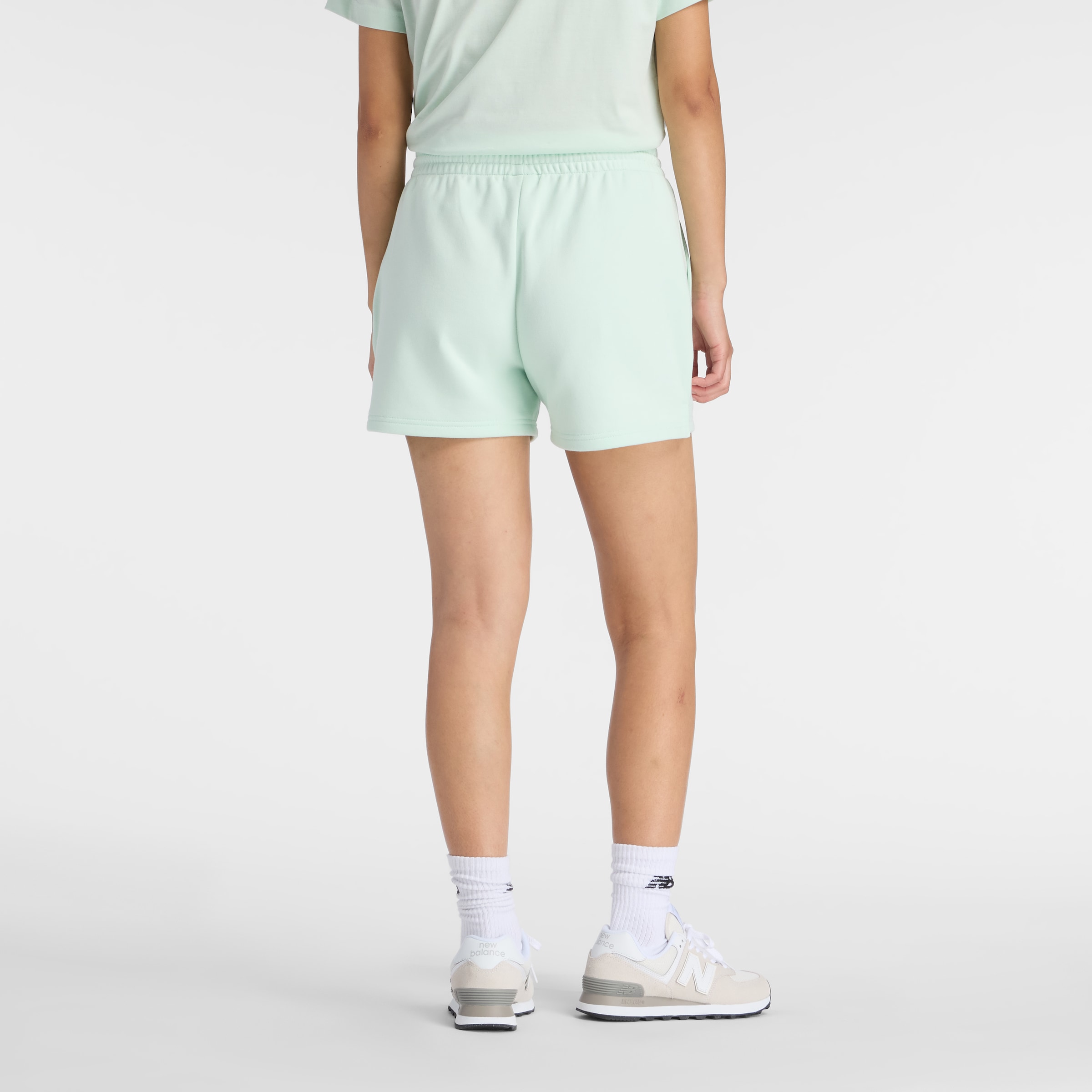 New Balance Shorts »Sport Essentials French Terry Short«  atmungsaktiv, lockere Passform