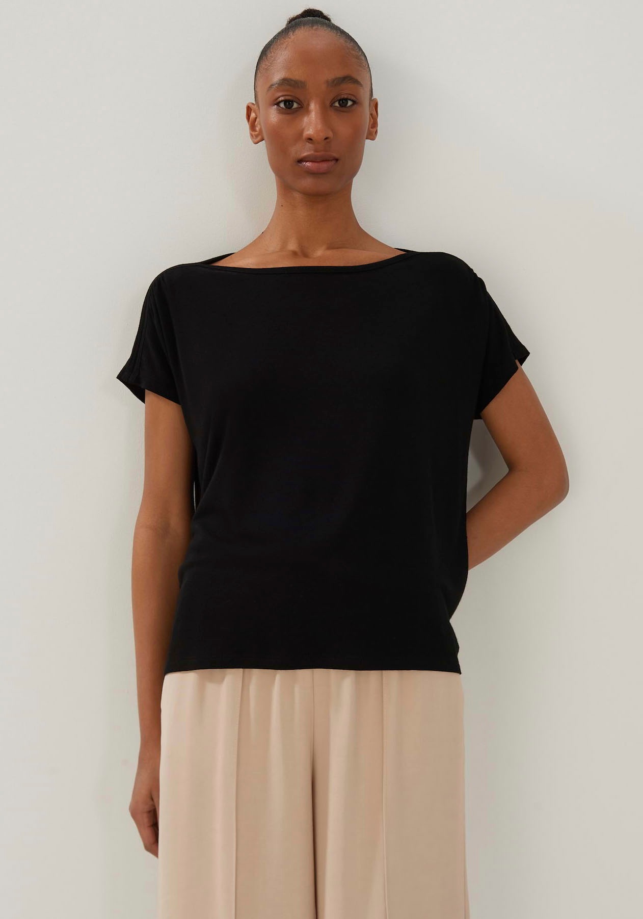 someday Kurzarmshirt »Kalexa« mit Ziernaht-Detail auf den Schultern