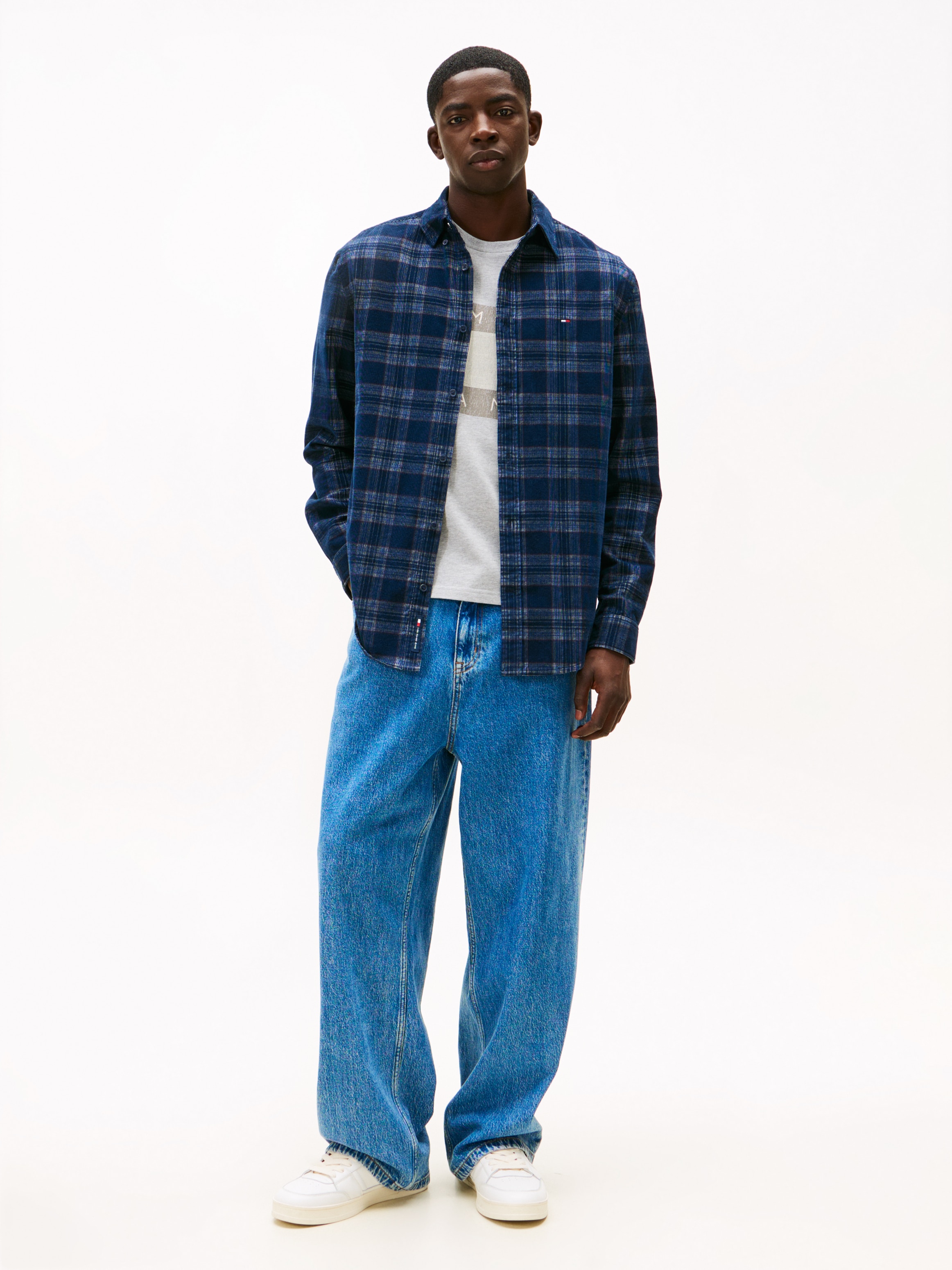 Tommy Jeans Langarmhemd »TJM REG CHECK CORD« Cordhemd, regular fit, modisches Karomuster, Button-down-Kragen