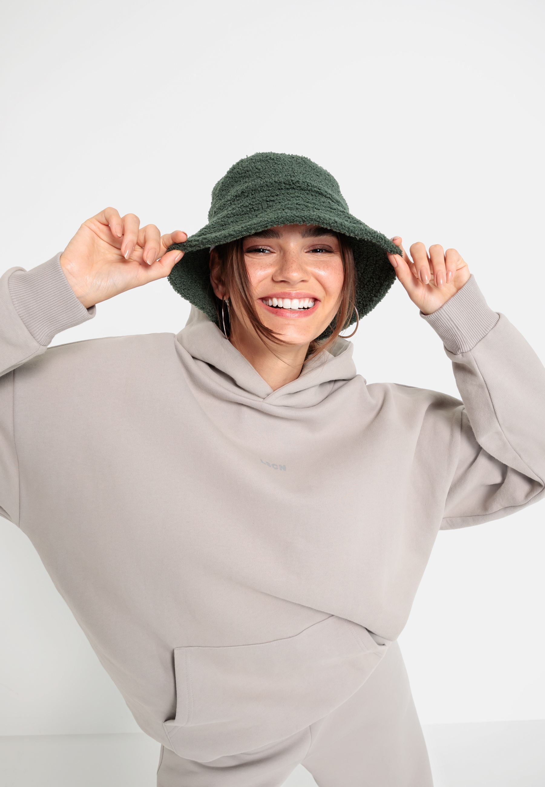 LSCN by LASCANA Fischerhut, Outdoorhut Bucket Hat aus Teddy
