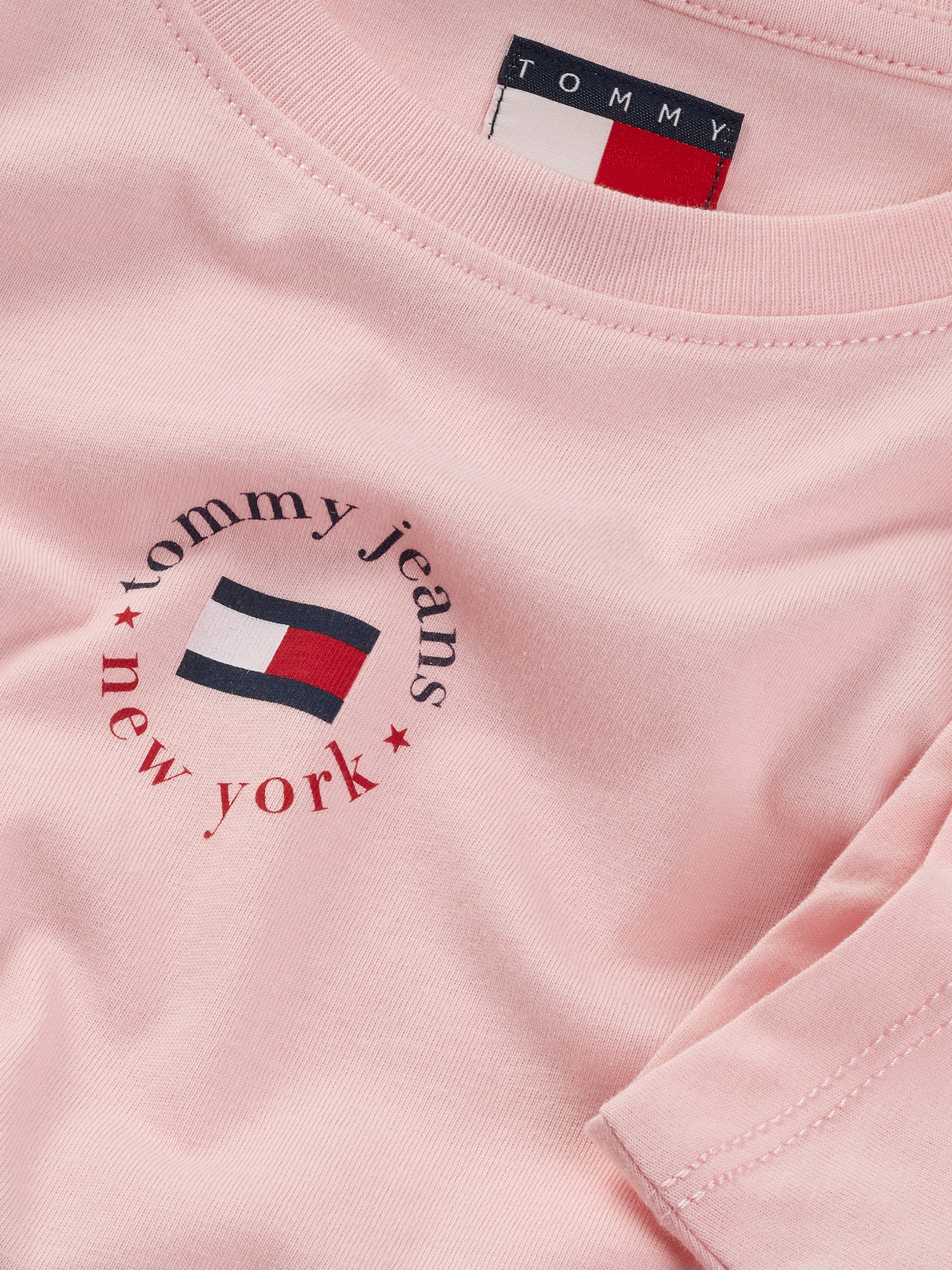 Tommy Jeans T-Shirt »TJW SLIM ESSENTIAL LOGO 2 TEE«, mit Logoschriftzug