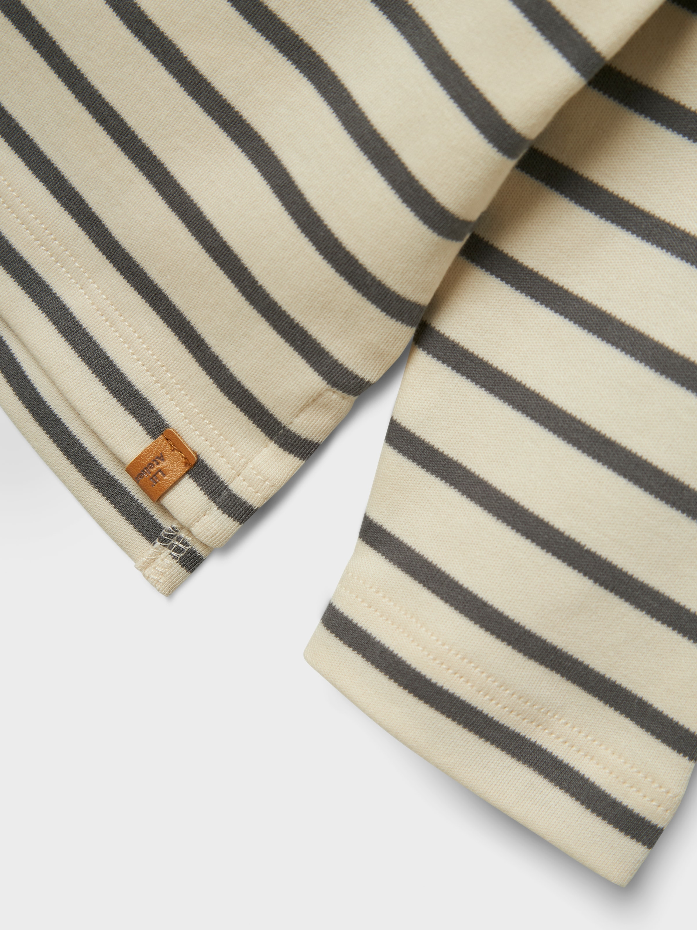 Lil' Atelier Langarmshirt »NMMLIMIA LS LOOSE TOP LIL NOOS« weiche Jersey Qualität, reine Baumwolle