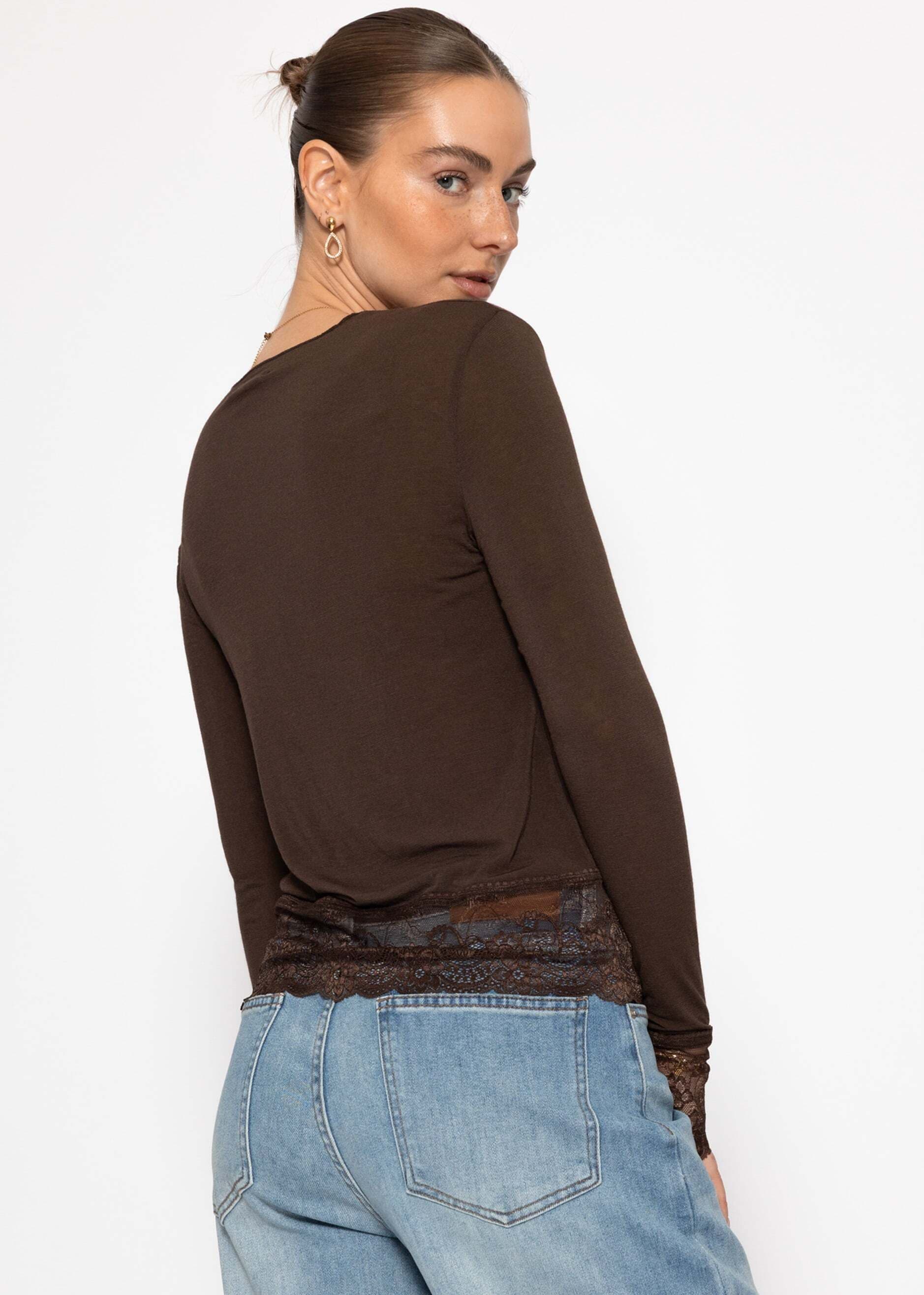 SASSYCLASSY Langarmshirt »Langarmshirt mit Spitze und Kaschmiranteil« Weiches Top mit Kashmiranteil in körpernahem Schnitt Braun