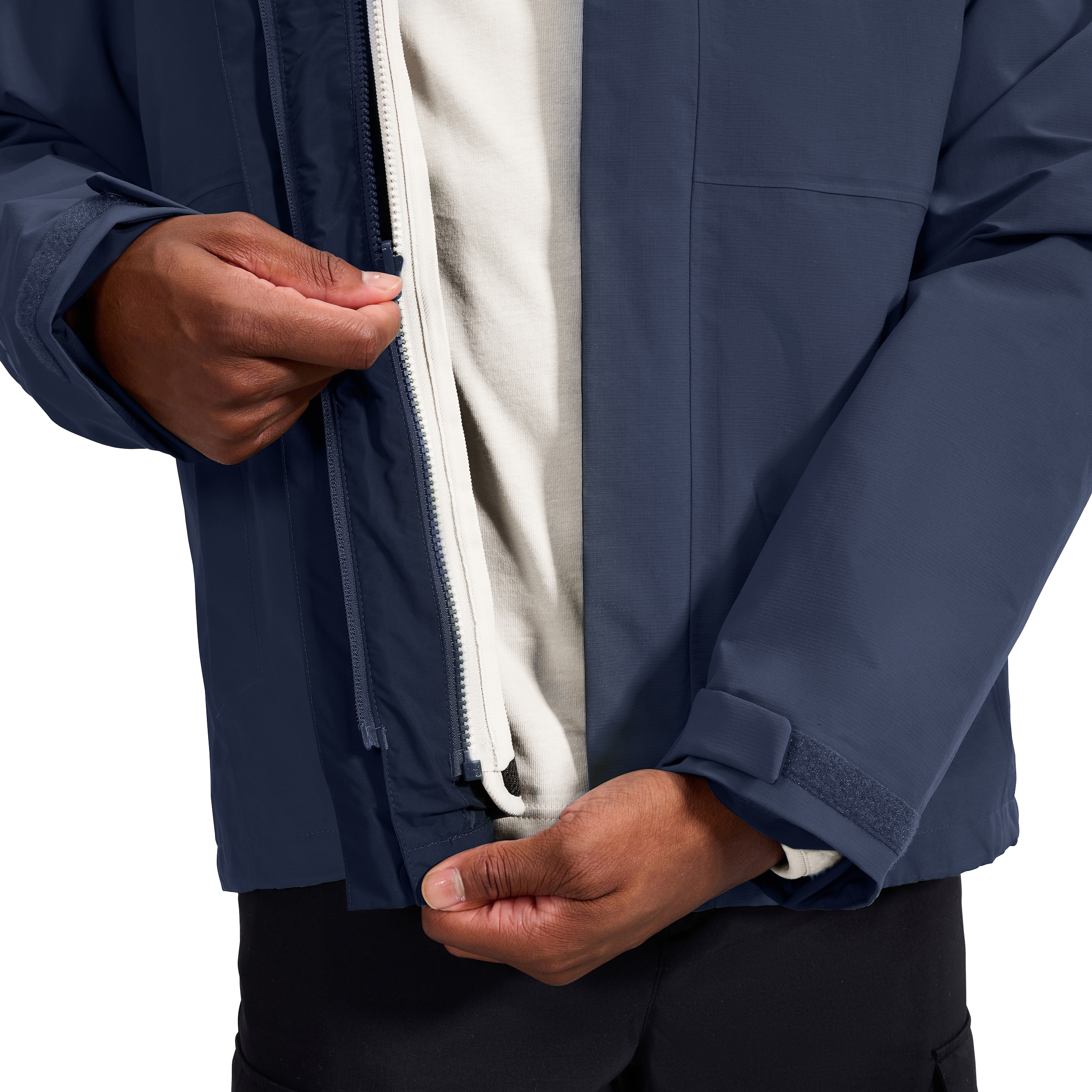 Berghaus Funktionsjacke »HILLWALKER 2.0 IA JKT AM« mit zwei Reißverschlusstaschen, atmungsaktiv, wasserdicht