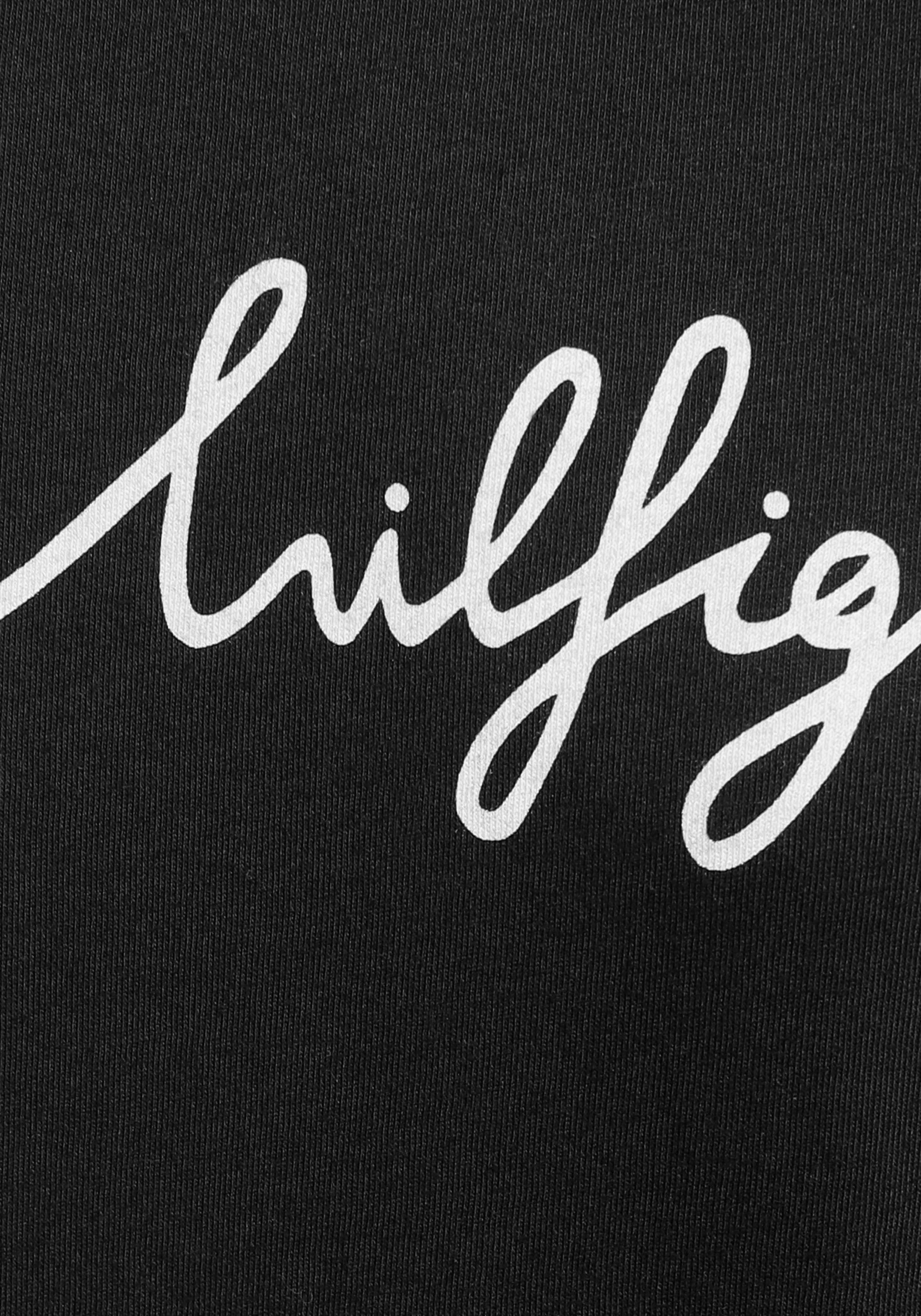 Tommy Hilfiger ♕ CREW TEE«, Script T-Shirt Hilfiger GRAPHIC Logo-Schriftzug Logo-Flag Tommy Saum mit bei NECK & »HERITAGE am