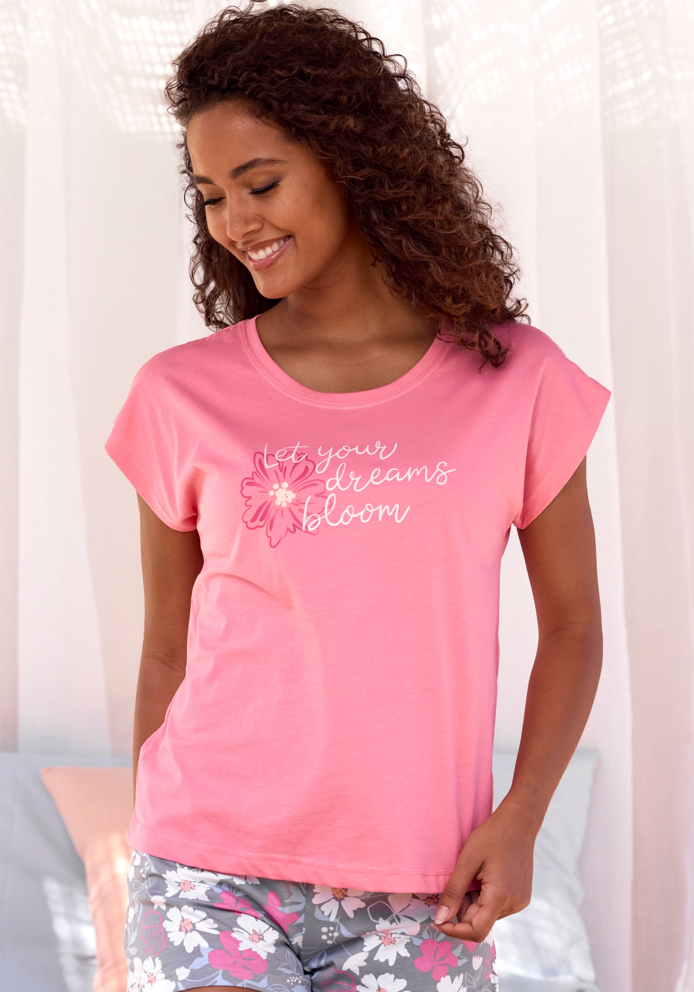Vivance Dreams Pyjamaoberteil 1-teilig,  mit schönem Frontprint