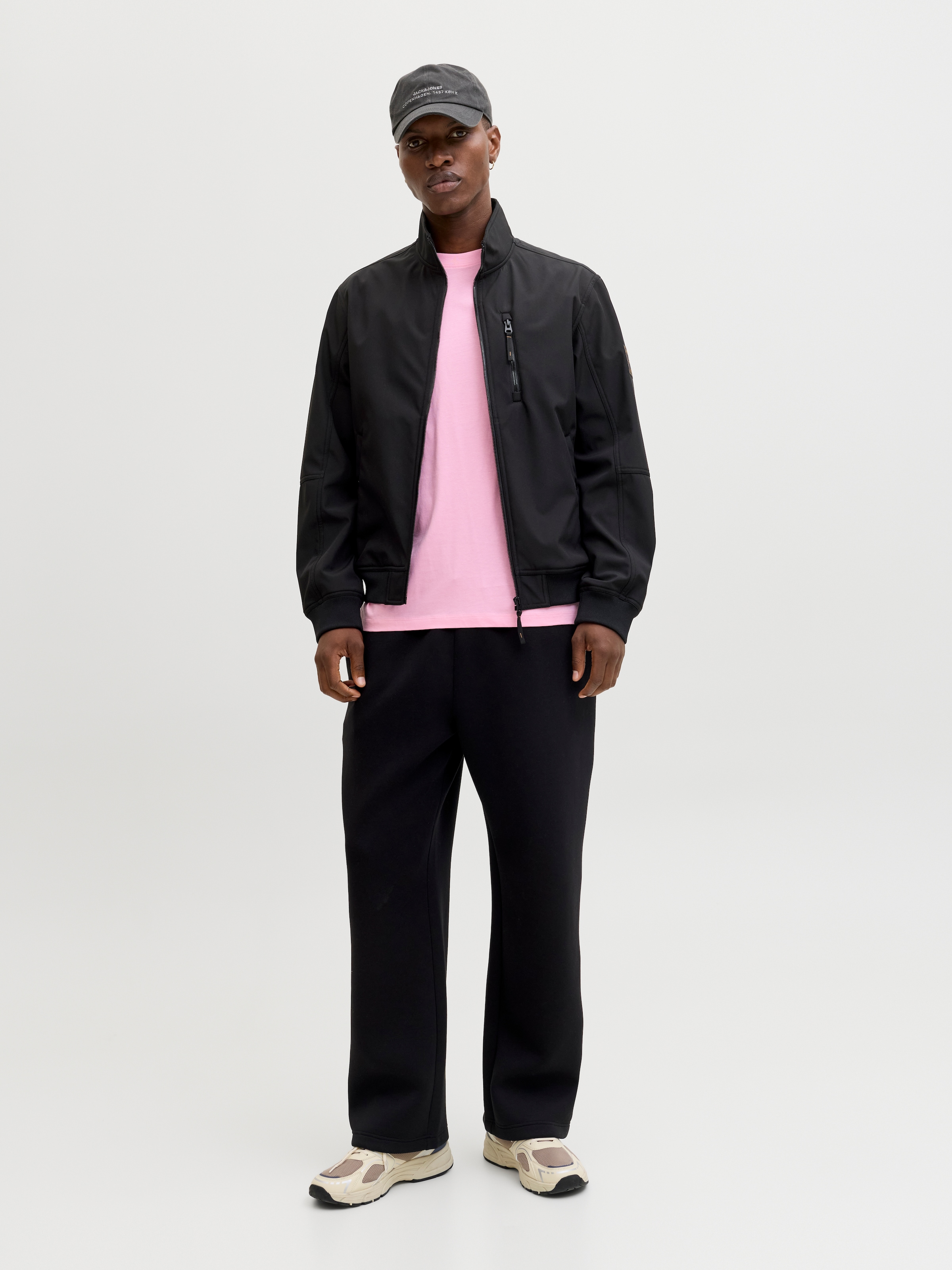 Jack & Jones Softshelljacke »JJEPARKER SOFTSHELL BOMBER SN« mit Brust-Reißverschluss