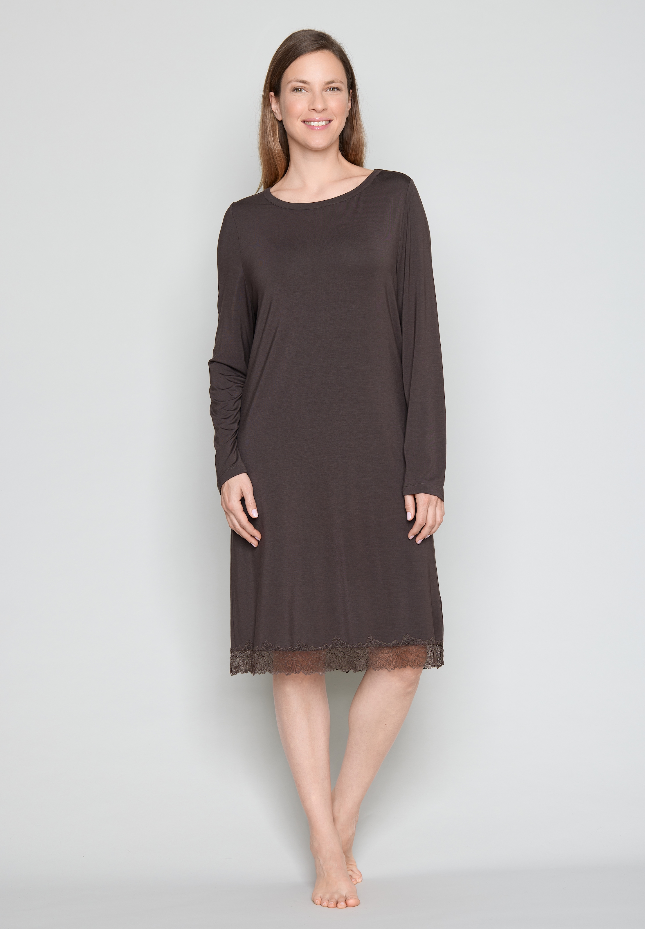 JOOP! Nachthemd Lightdress-Form, mit Spitzendetails