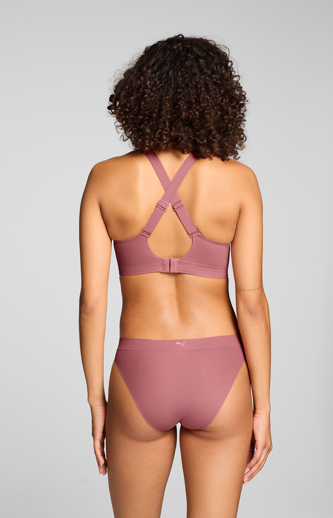 PUMA Slip »PUMA WOMEN 3D KNIT SPORT BRIEFS 2P« nahtlose Ränder für eine unsichtbare Passform