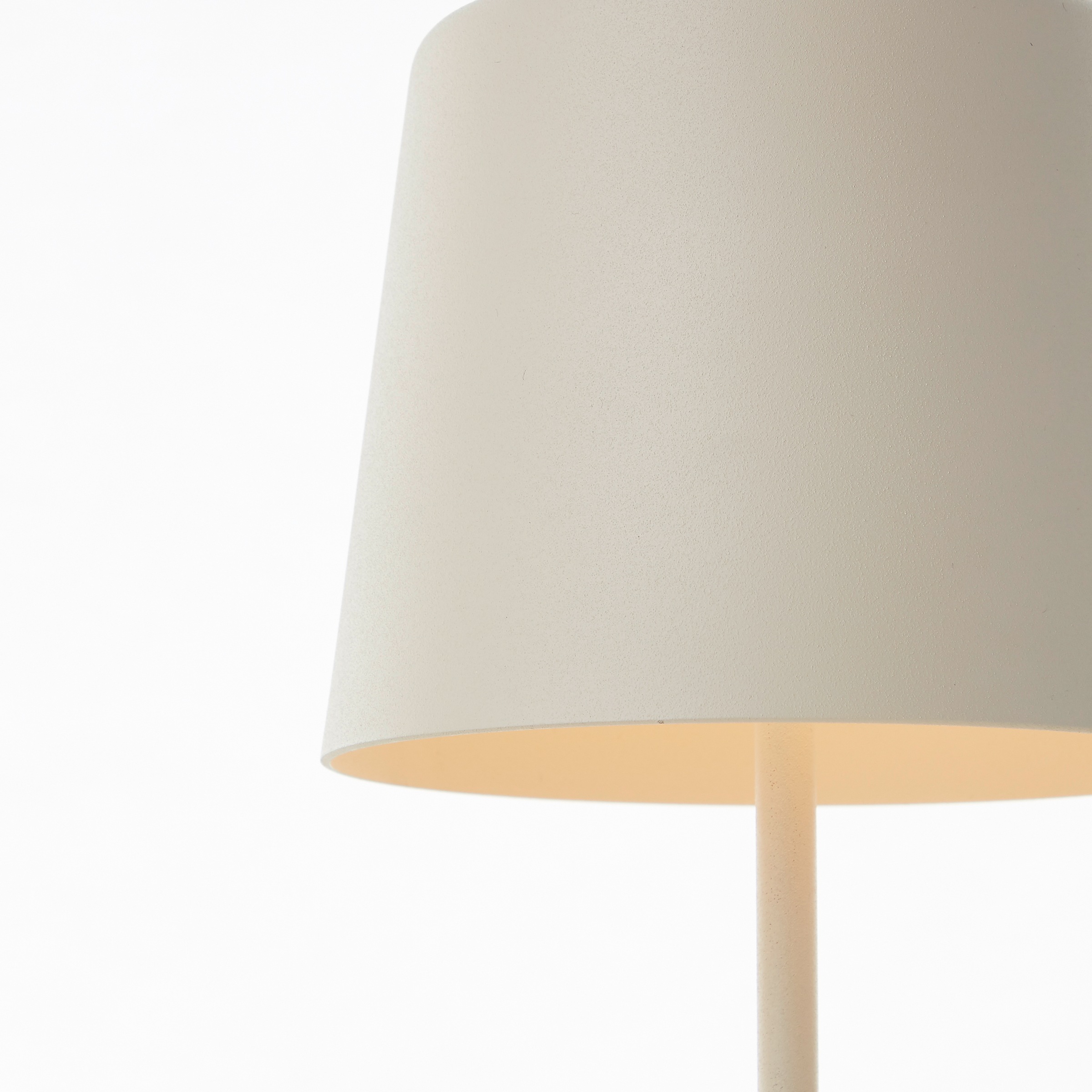 Brilliant LED Tischleuchte »Kaami - mobile LED Außen Tischlampe«, mobile LED Außen Tischlampe, 37 cm, 310 lm, Touchdimmer, USB