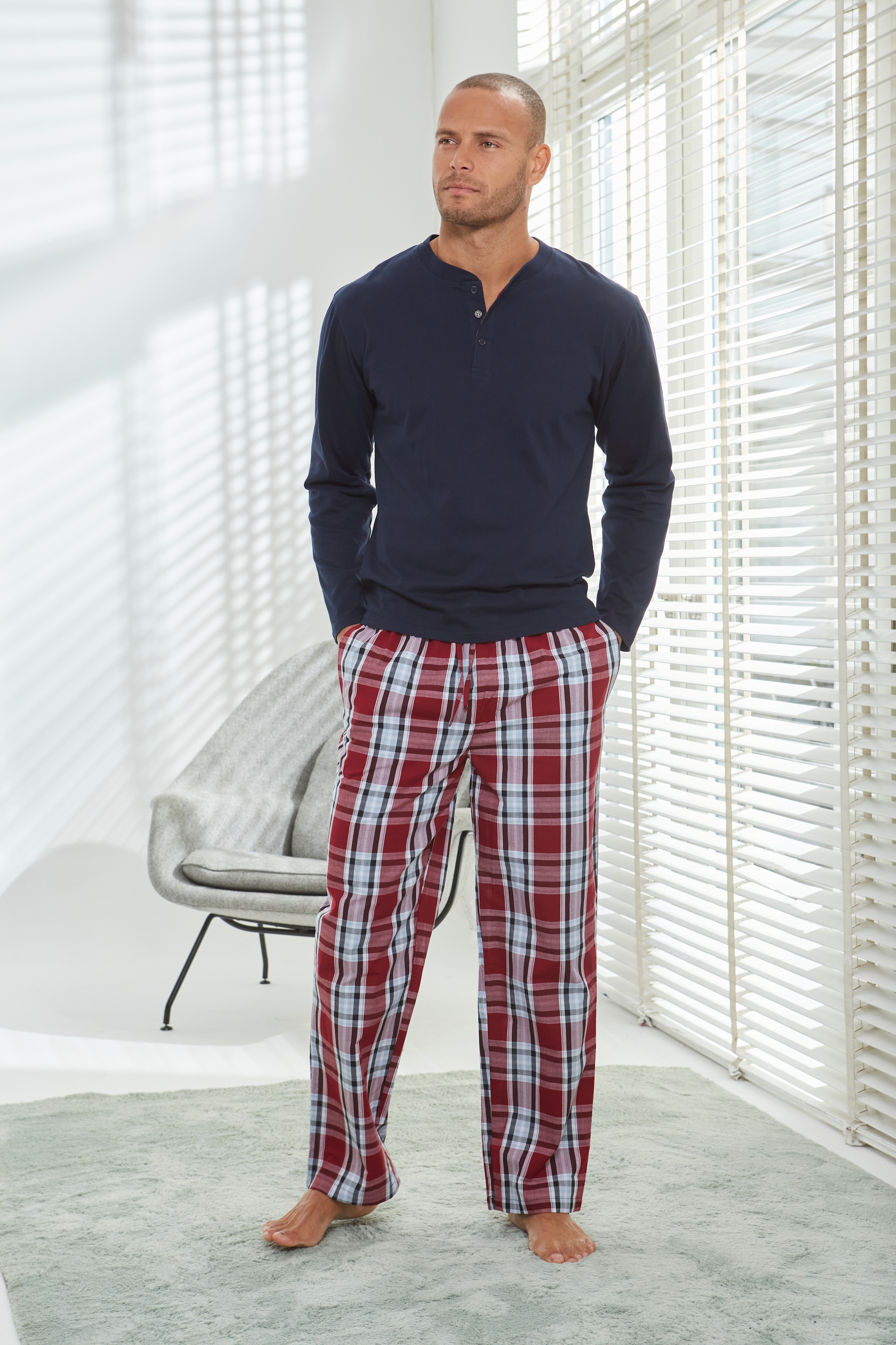 H.I.S Pyjama 1 Stück, 2 tlg. Schlafanzug in langer Form mit Webhose