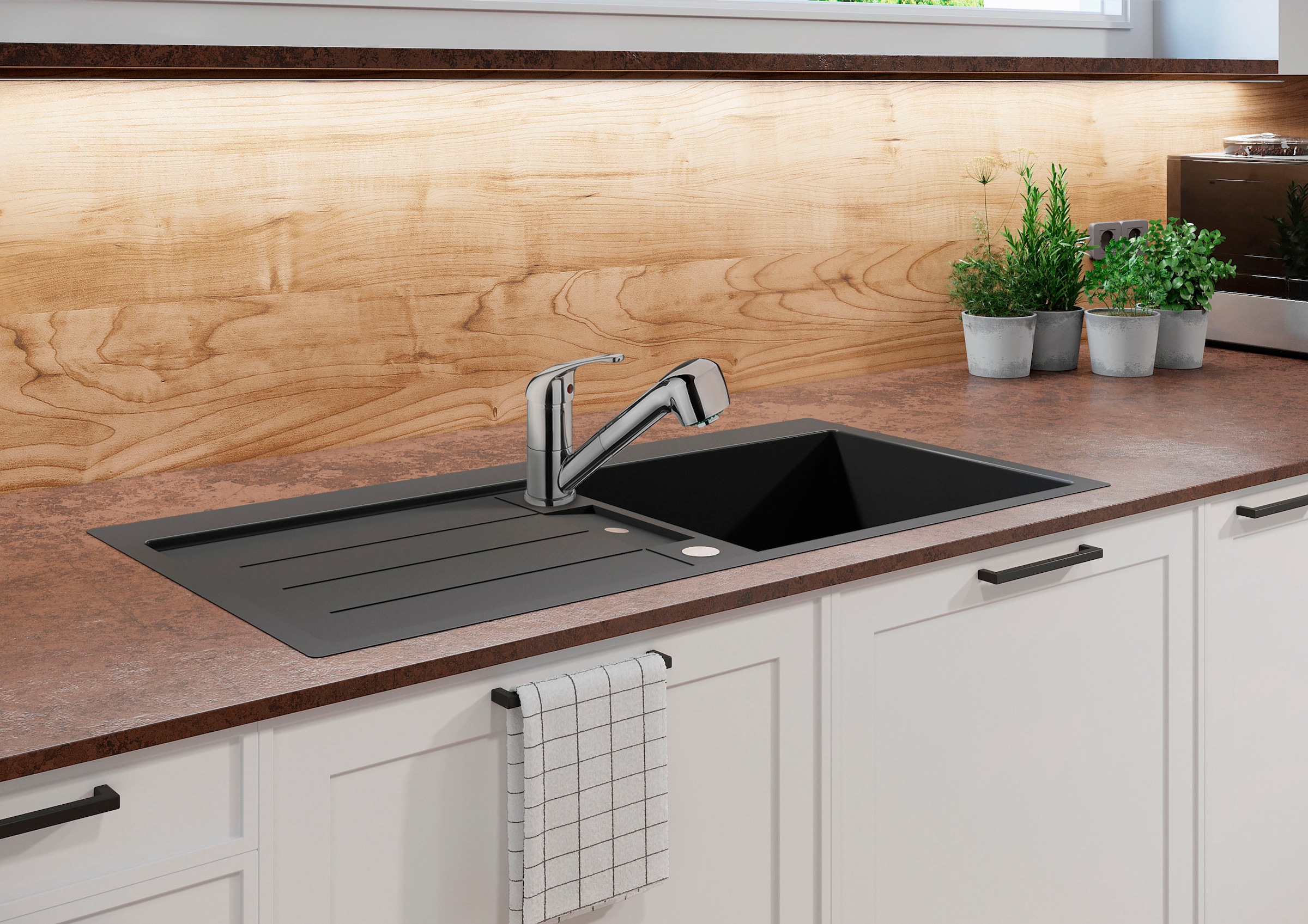 CORNAT Spültischarmatur »"Fabio" -Hochwertiger Messingkörper - verchromt - Schwenkbarer Auslauf« Ausziehbare Schlauchbrause/ Hochdruck- Küchenarmatur /Wasserhahn