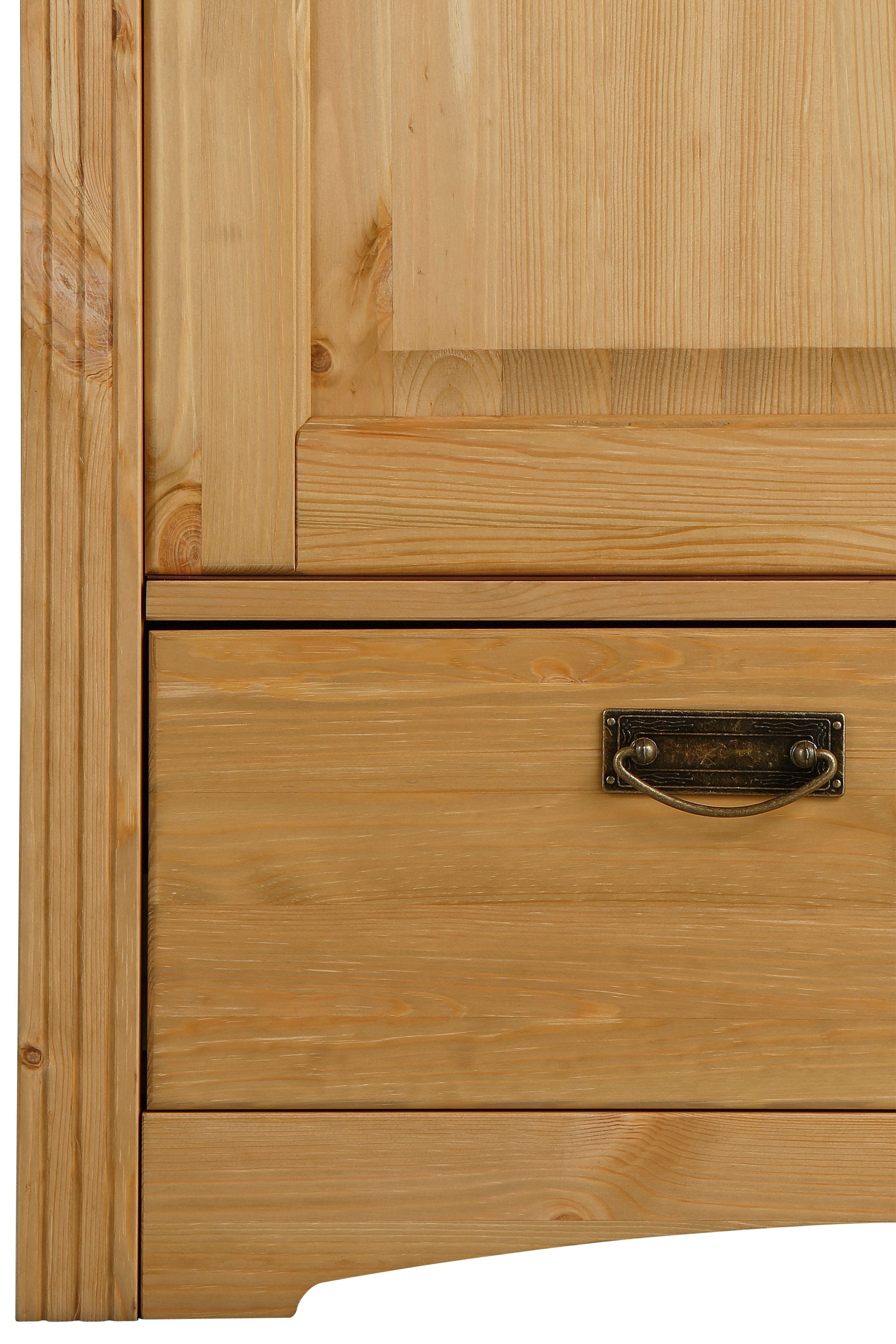 OTTO home Schlafzimmer-Set »"Konrad", komplettes Schlafzimmer mit großem Schrank« Set, Kleiderschrank 5 türig mit Schubladen, 2 Nachttische, Bett 180x200cm, 4 Stk. tlg. klassischer Landhausstil, Metallgriffe, Massivholz (Kiefer)