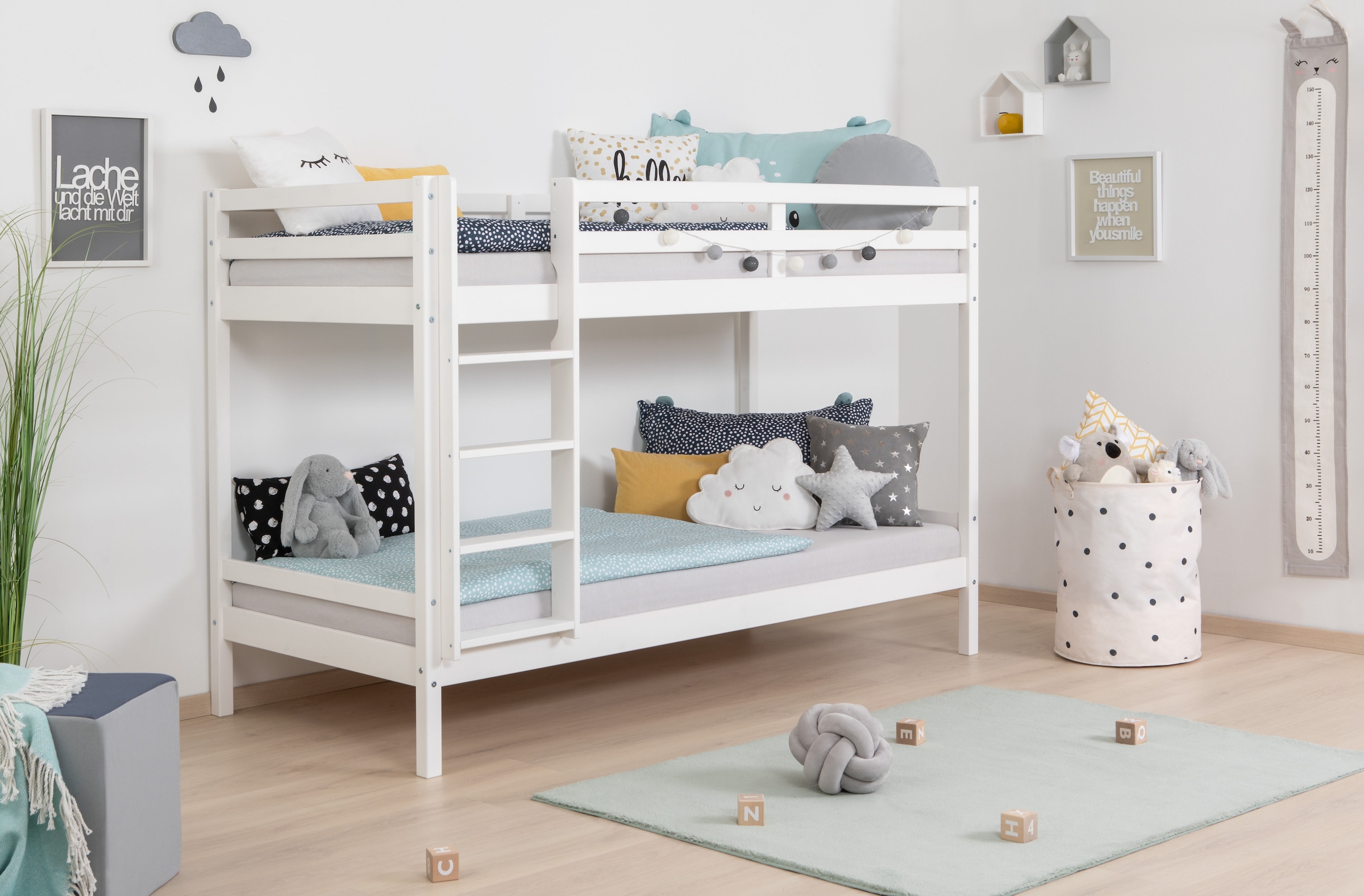 Ticaa Kinder-Etagenbett »René, FSC® zertifiziertes Massivholz, mit Trittleiter + Rundum-Absturzschutz, in natur und weiß lieferbar