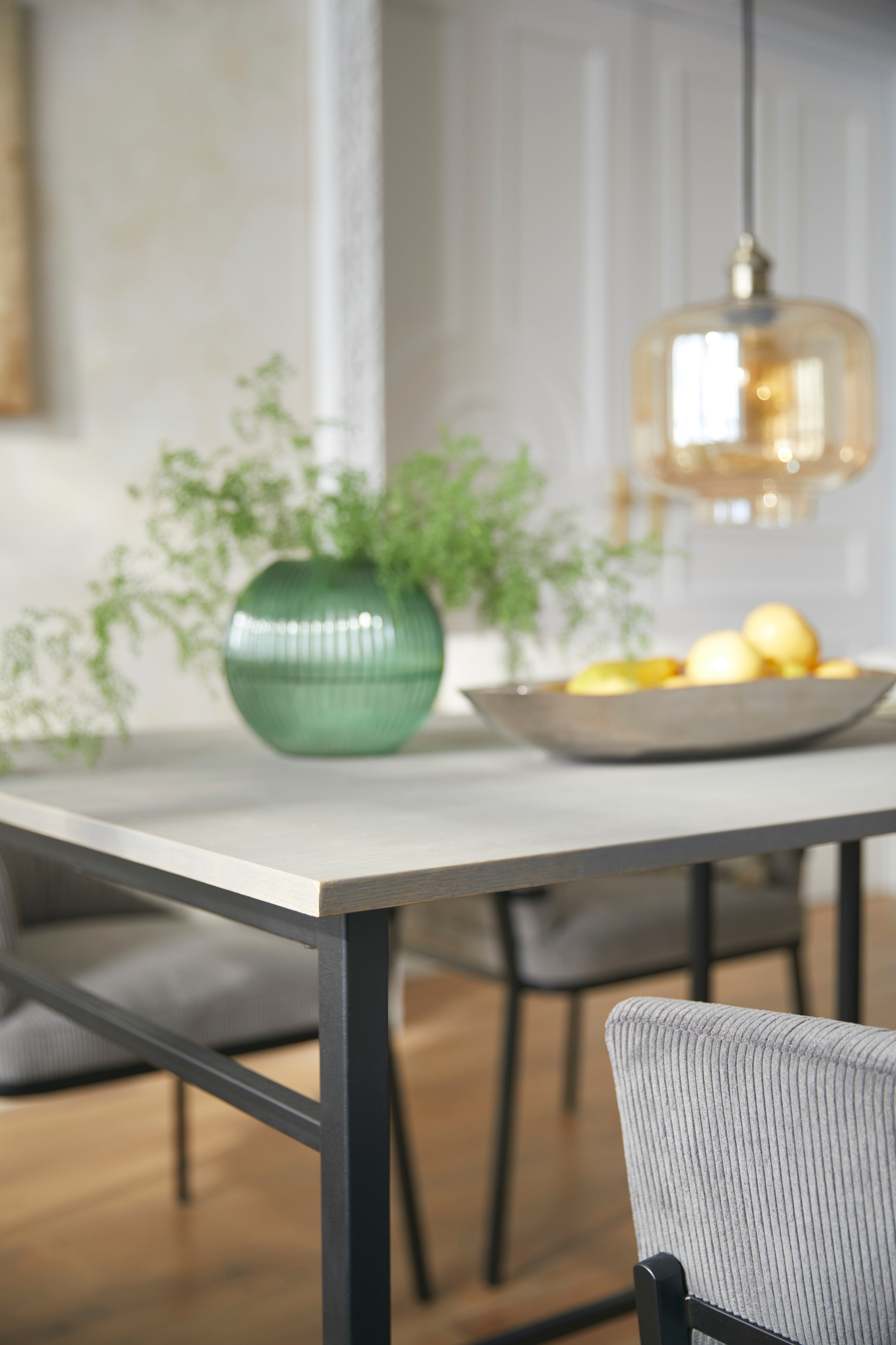 Home affaire Esstisch »Sare«, mit Echtholzfurnier aus Eiche