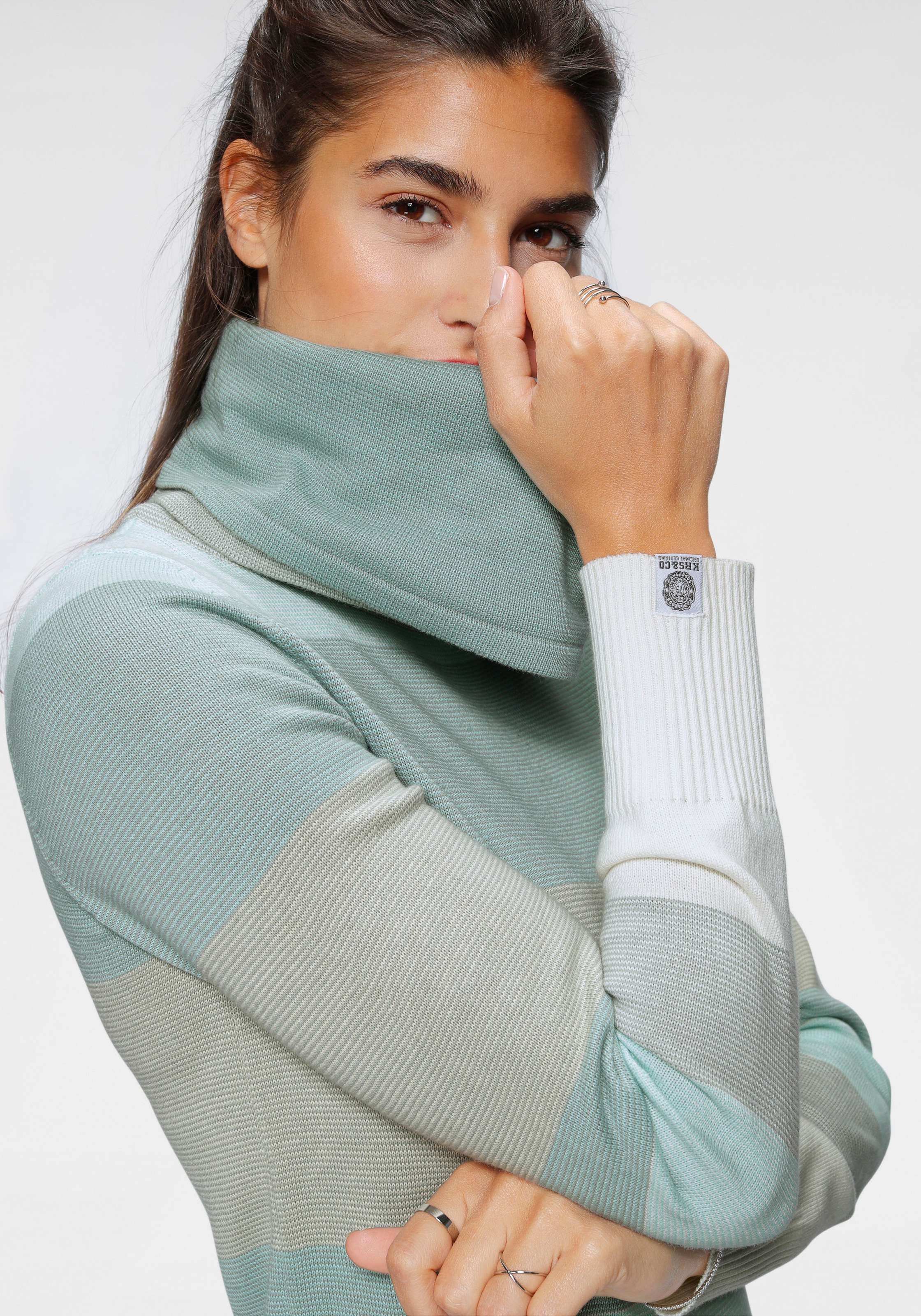 KangaROOS Rollkragenpullover, gestreift mit hohem Stehkragen