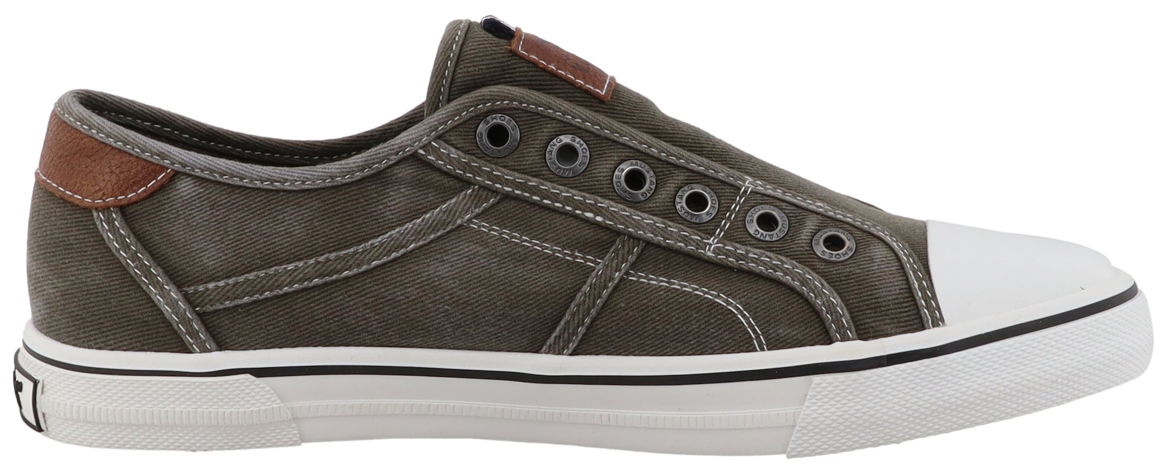 Mustang Shoes Slip-On Sneaker »Ignazio«  Slipper, Freizeitschuh, Halbschuh mit Logo-Aufnähern