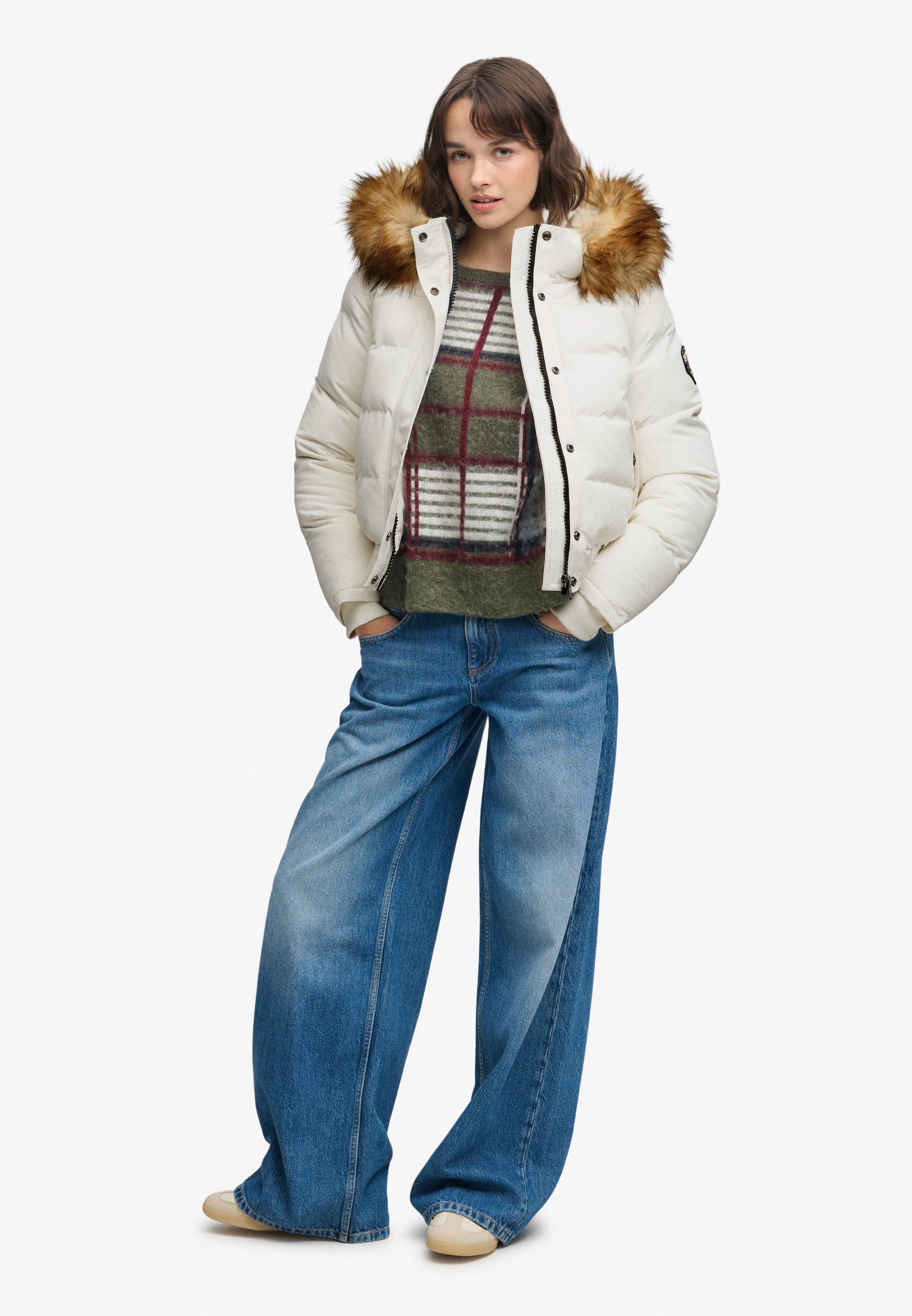 Superdry Steppjacke »EVEREST HOODED BOMBER JKT« mit Kapuze Kunstfaser, slim fit