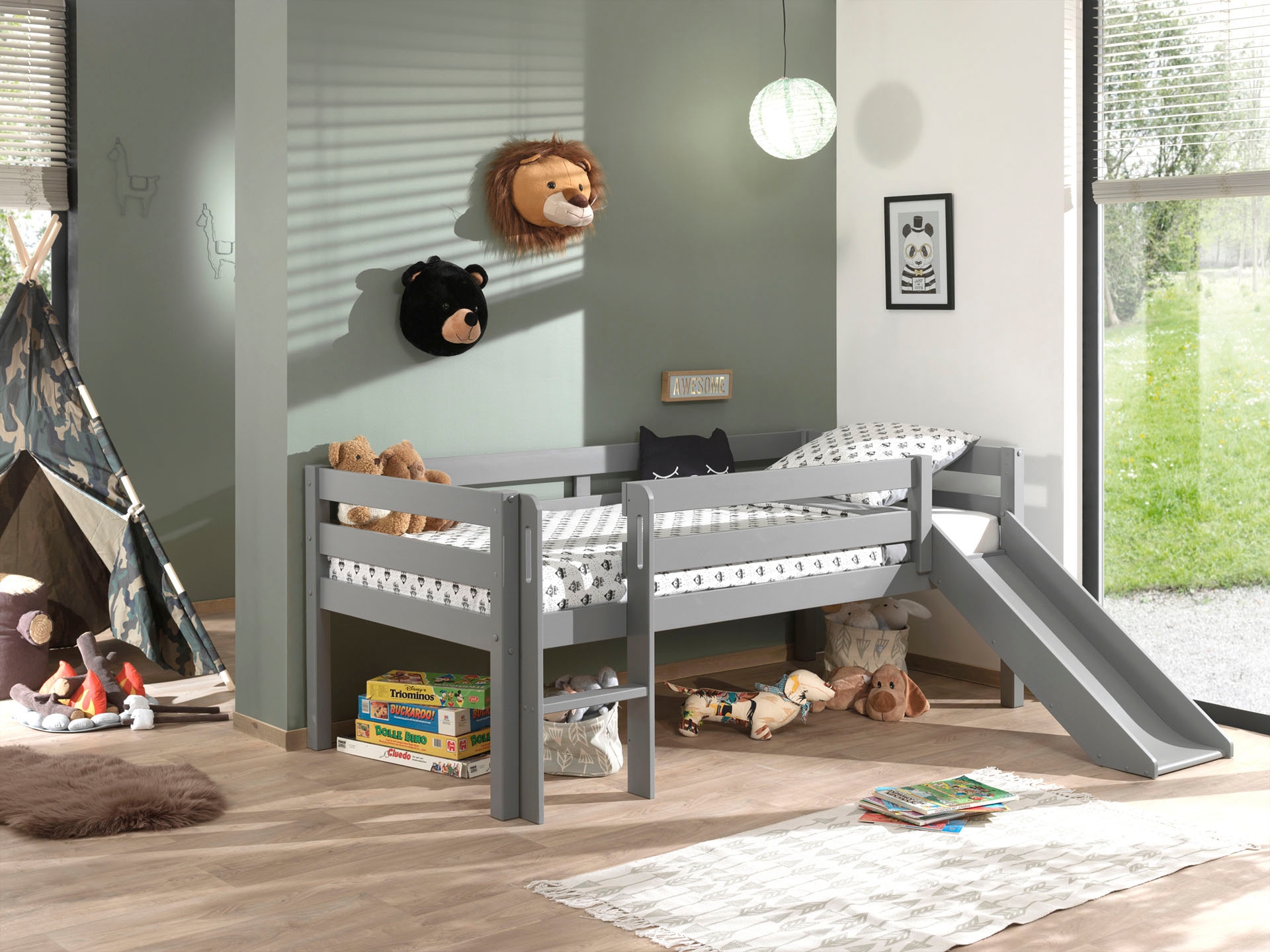 Vipack Spielbett »Pino, Kiefer massiv, Liegefläche 90/200, Made in Europe«, (inkl. Leiter, Absturzschutz, 2 Farben zur Auswahl), inkl. Rolllattenrost, wahlweise mit oder ohne Rutsche