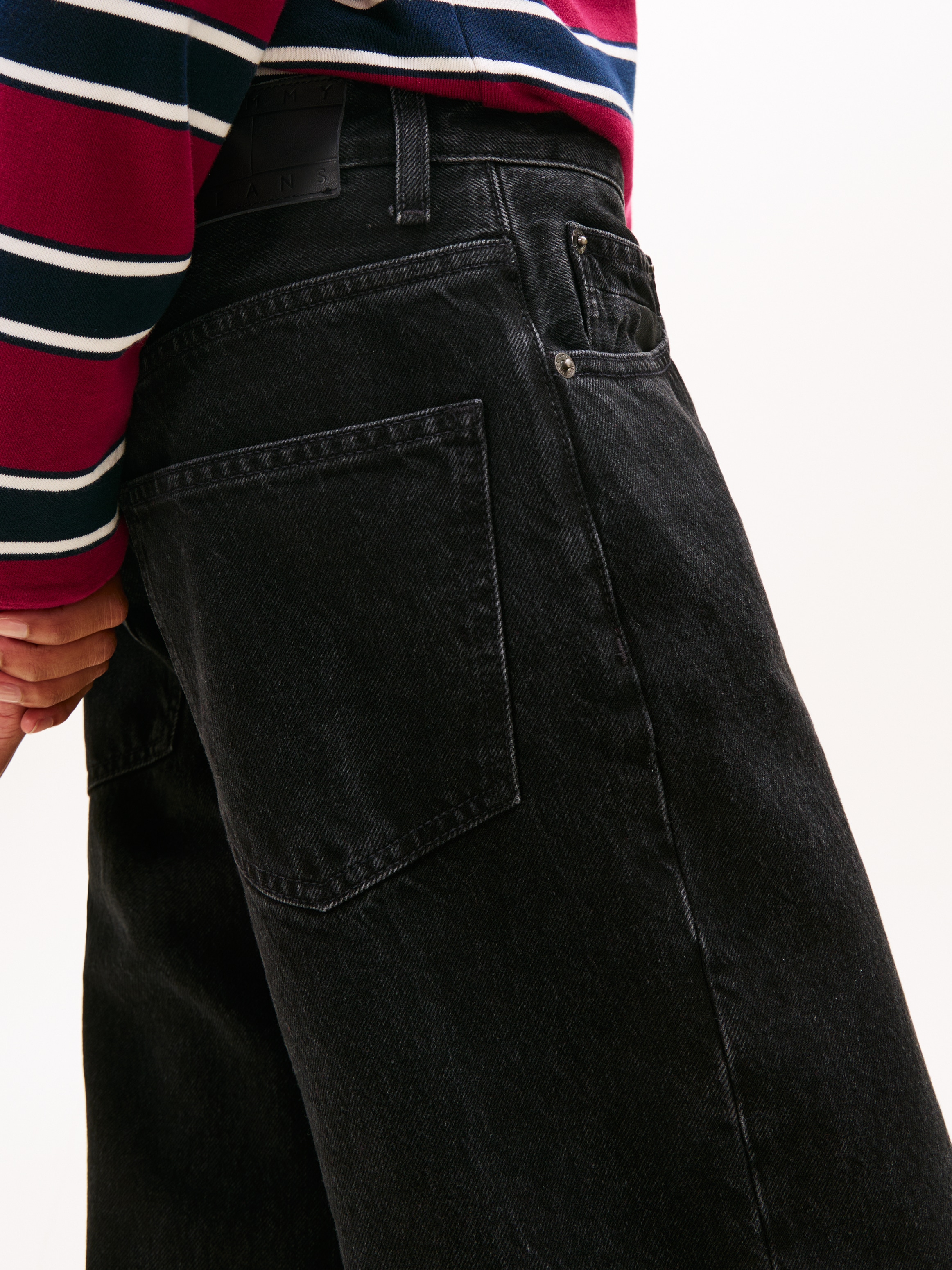 Tommy Jeans Relax-fit-Jeans »MIA MR RLXD STR« in blauer Waschung, mit Hammerschlaufe, Mid Rise