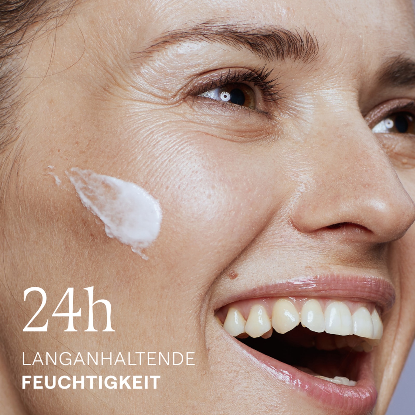 WELEDA Tagescreme »Weleda Iris Tagespflege« reguliert die Feuchtigkeitsbalance von normaler bis trockener Haut