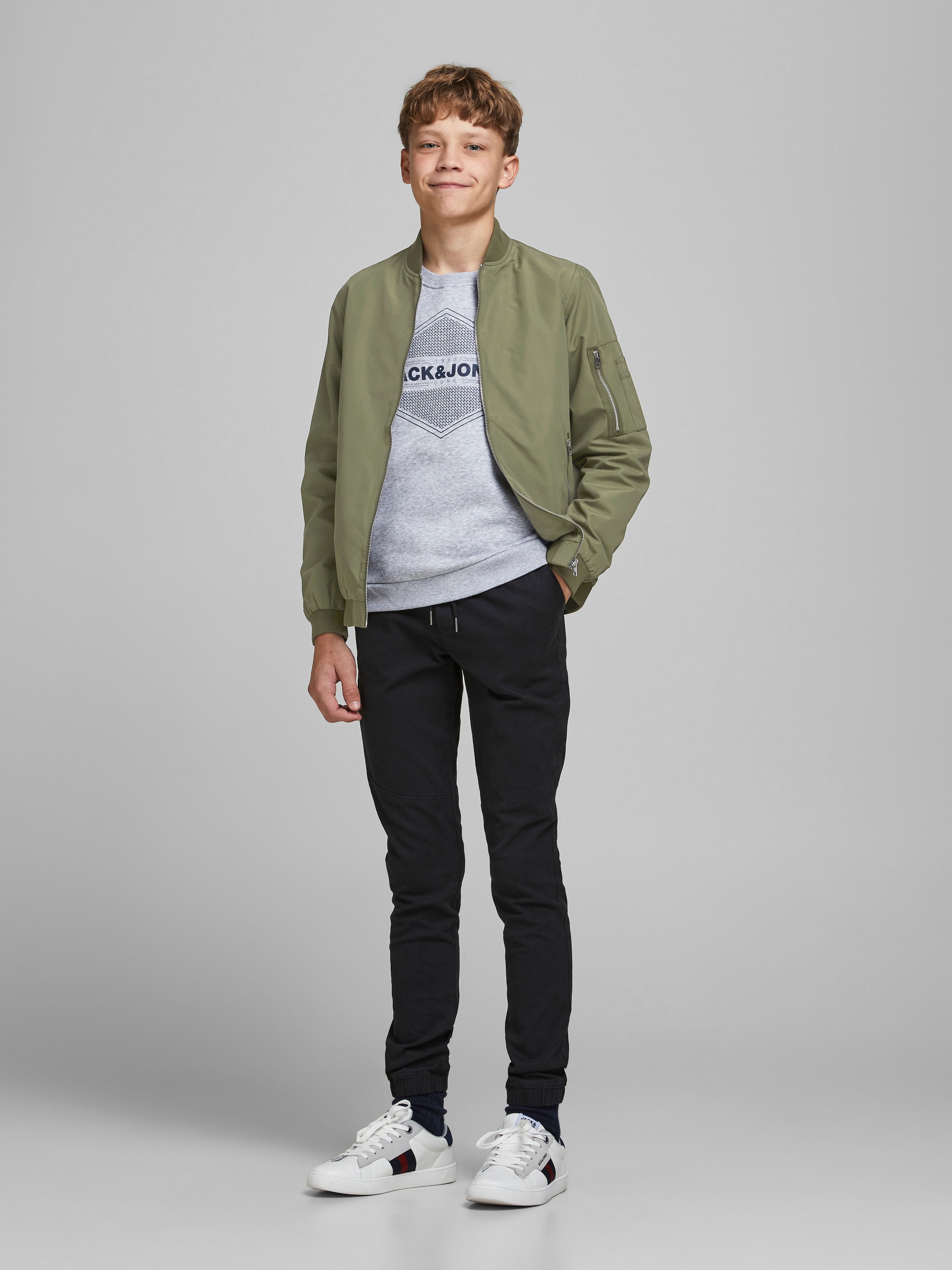 Jack & Jones Junior Bomberjacke »JJERUSH windabweisend und pflegeleicht« ohne Kapuze unifarben, modisch, regular fit, Web, Stehkragen